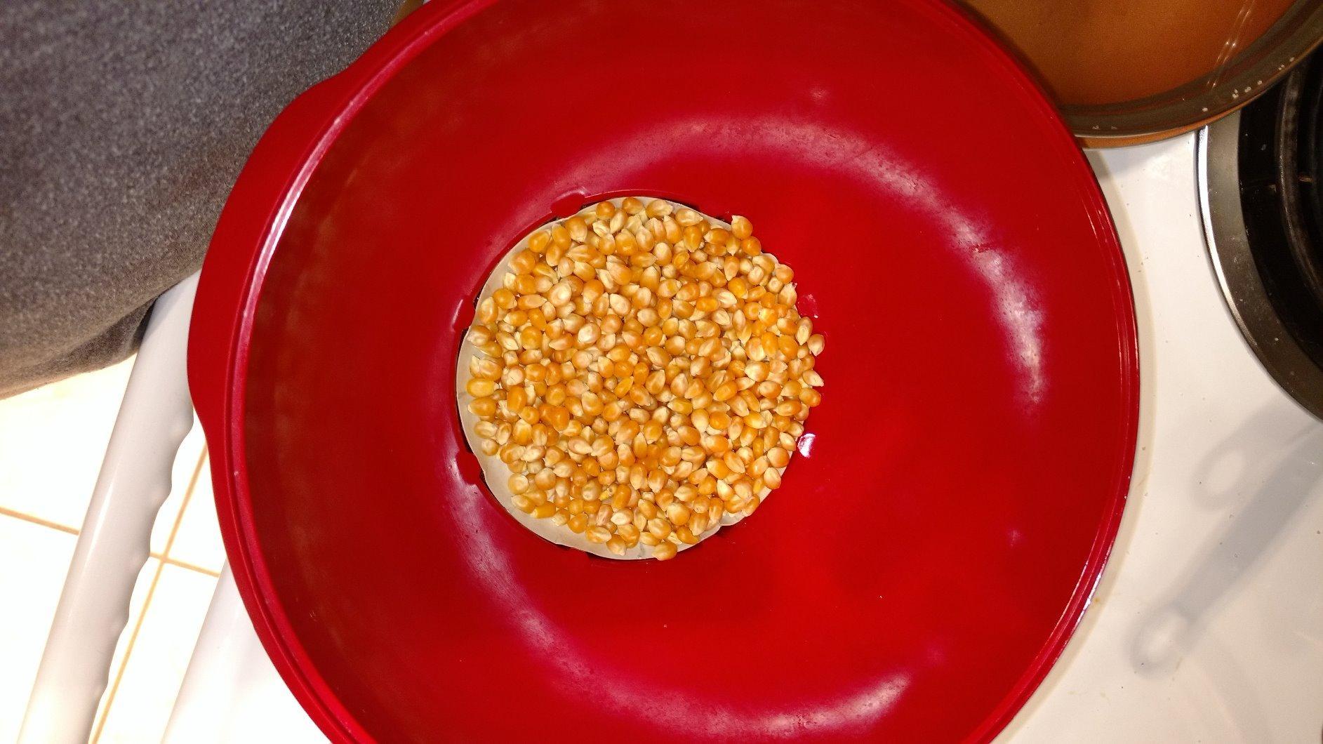 Presto 04830 PowerPop Microwave Multi-Popper customer photo 1