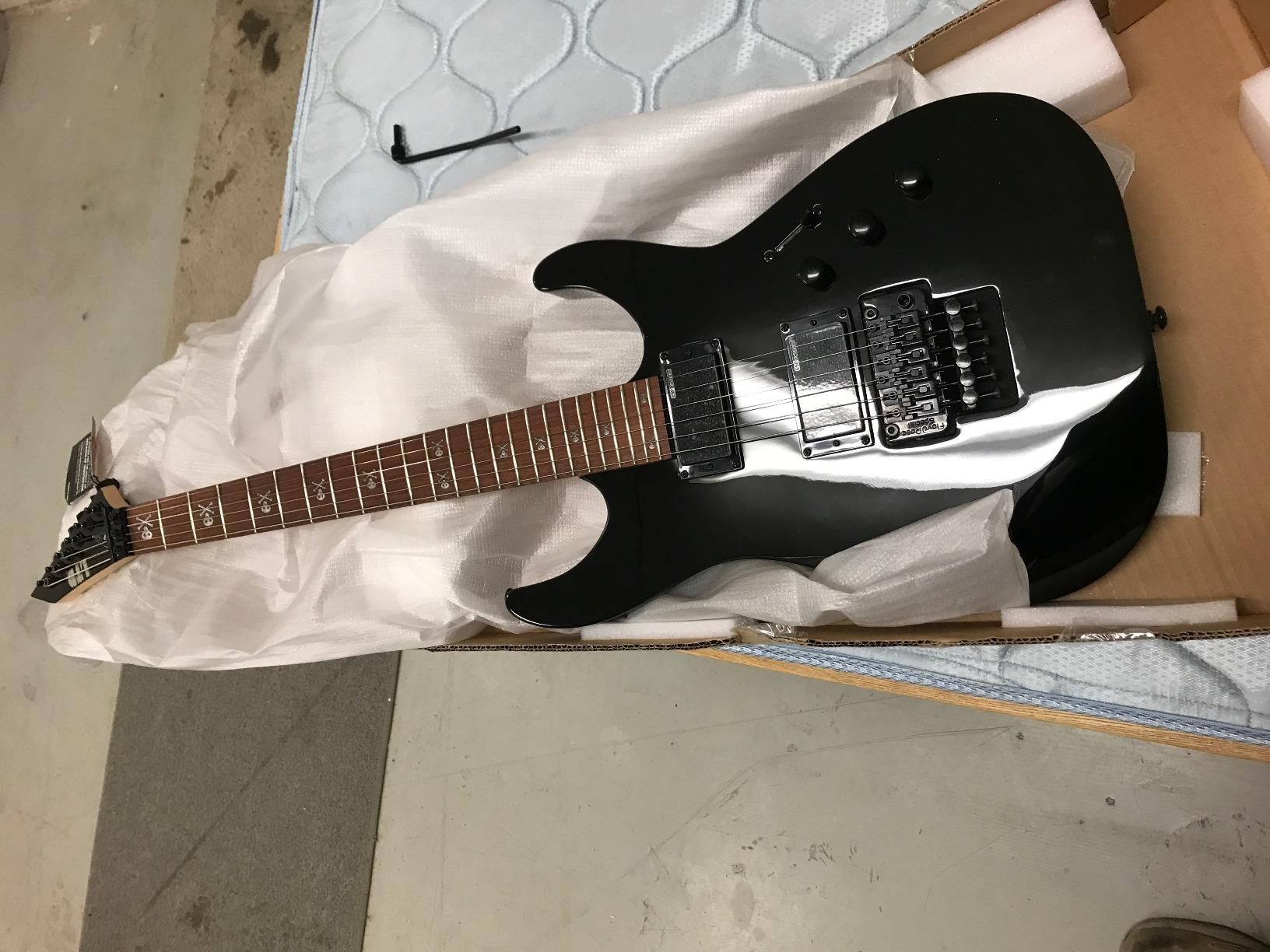 ESP LTD Kirk Hammett KH-202 - Black customer photo 2