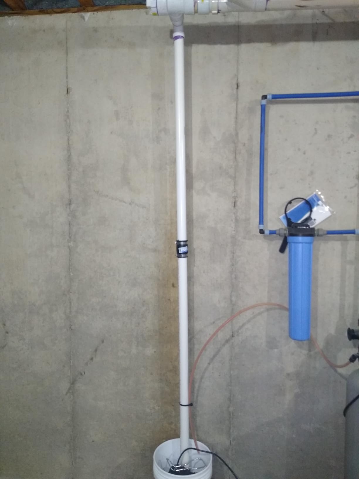WAYNE CDU790 1/3 HP Submersible Cast Iron and Stainless Steel Sump Pump with Integrated Vertical Float Switch - Up to 4,600 Gallons Per Hour - Heavy Duty Basement Sump Pump, Black customer photo 2
