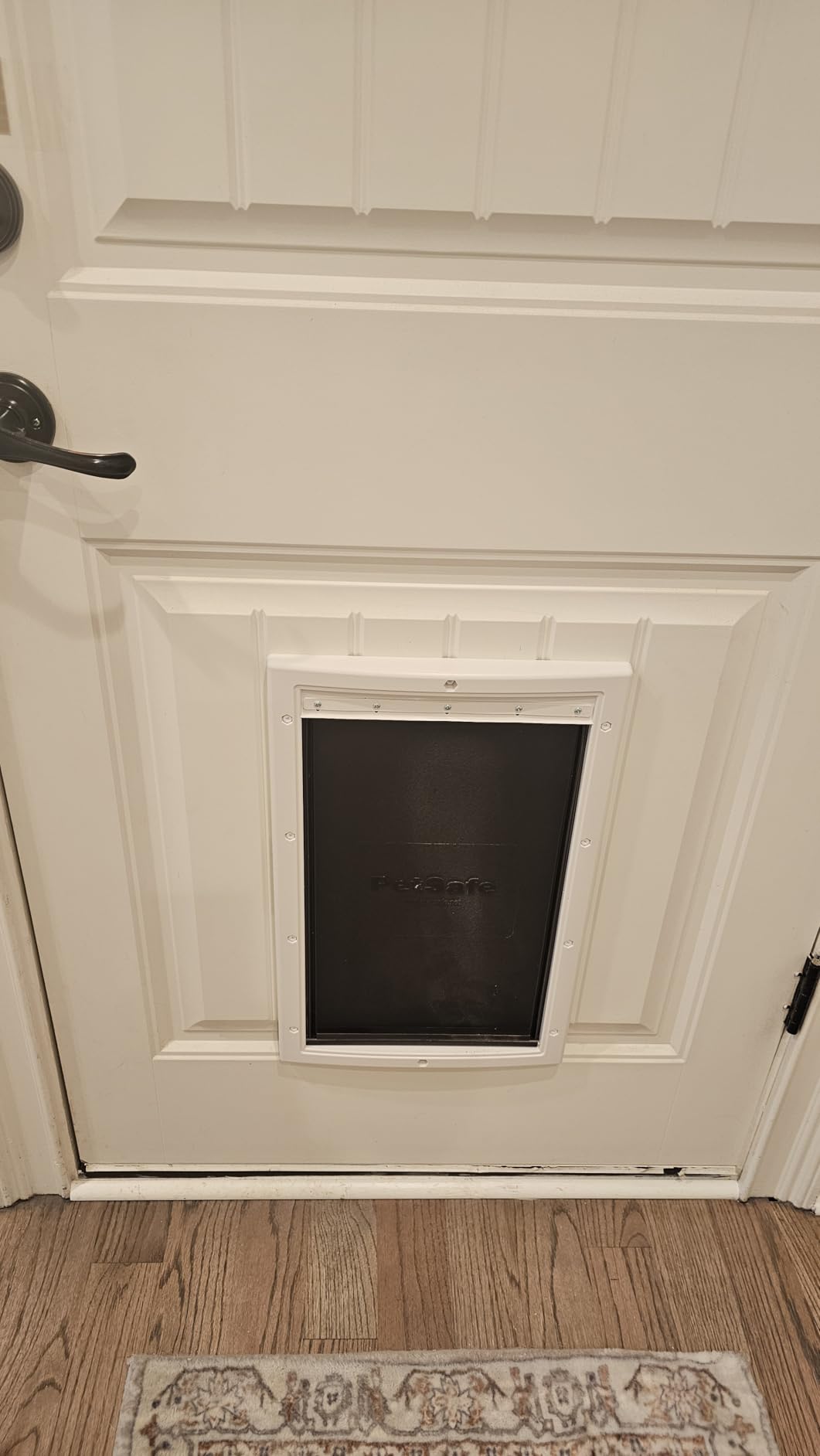 PetSafe Extreme Weather Plastic Pet Door, Insulated 3-Flap, Large customer photo 1