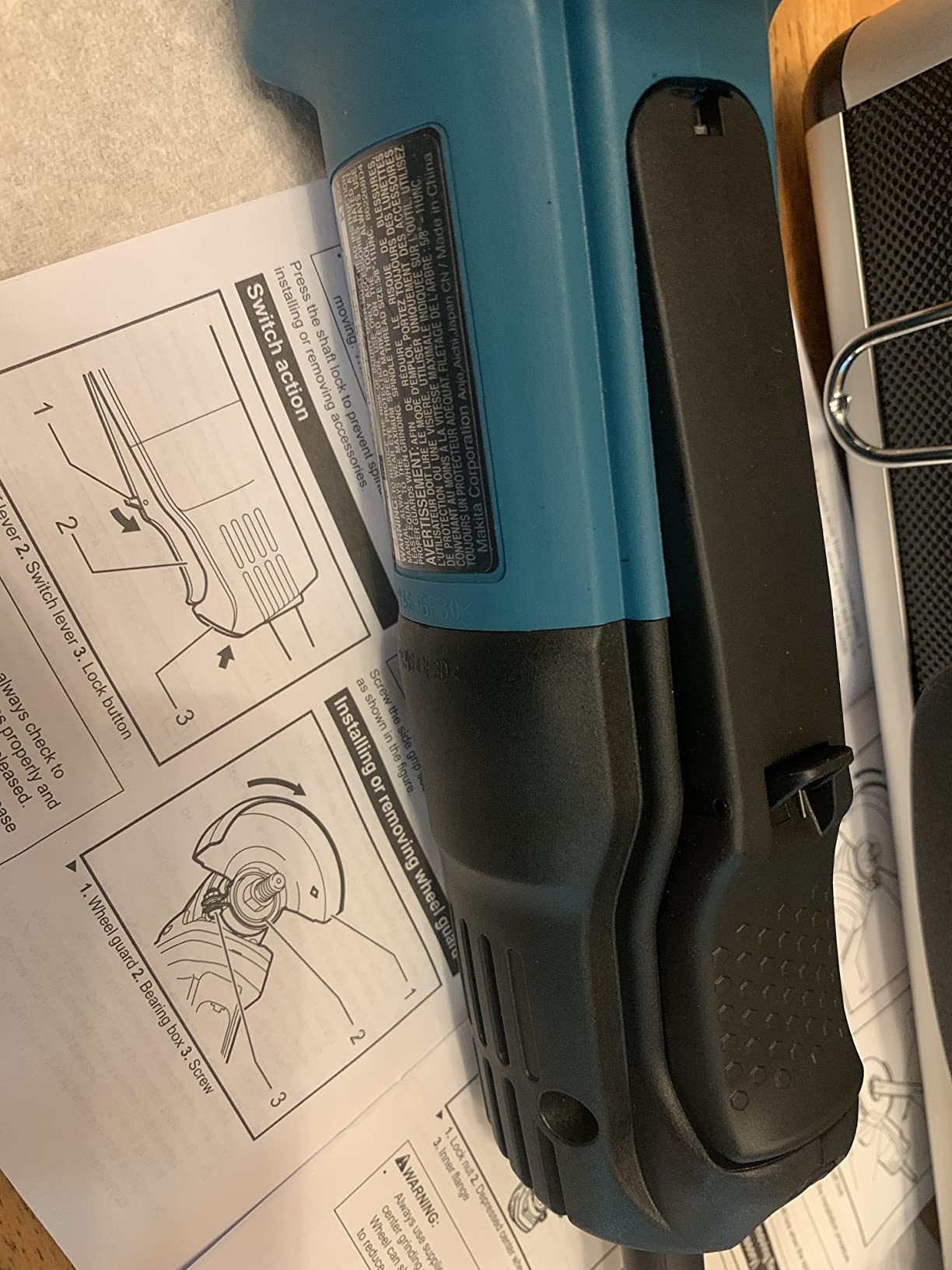 Makita 9557PBX1 4-1/2