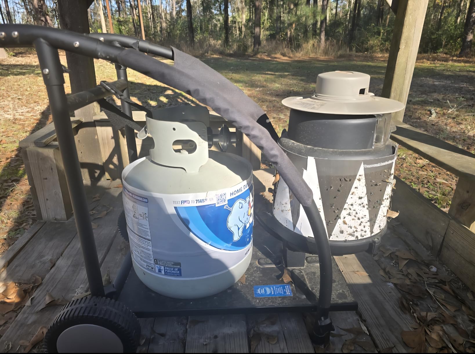 SkeeterVac SV5100 Outdoor Mosquito & Backyard Insect Trap, 1+ Acre Coverage | 1+ Acre Coverage customer photo 1