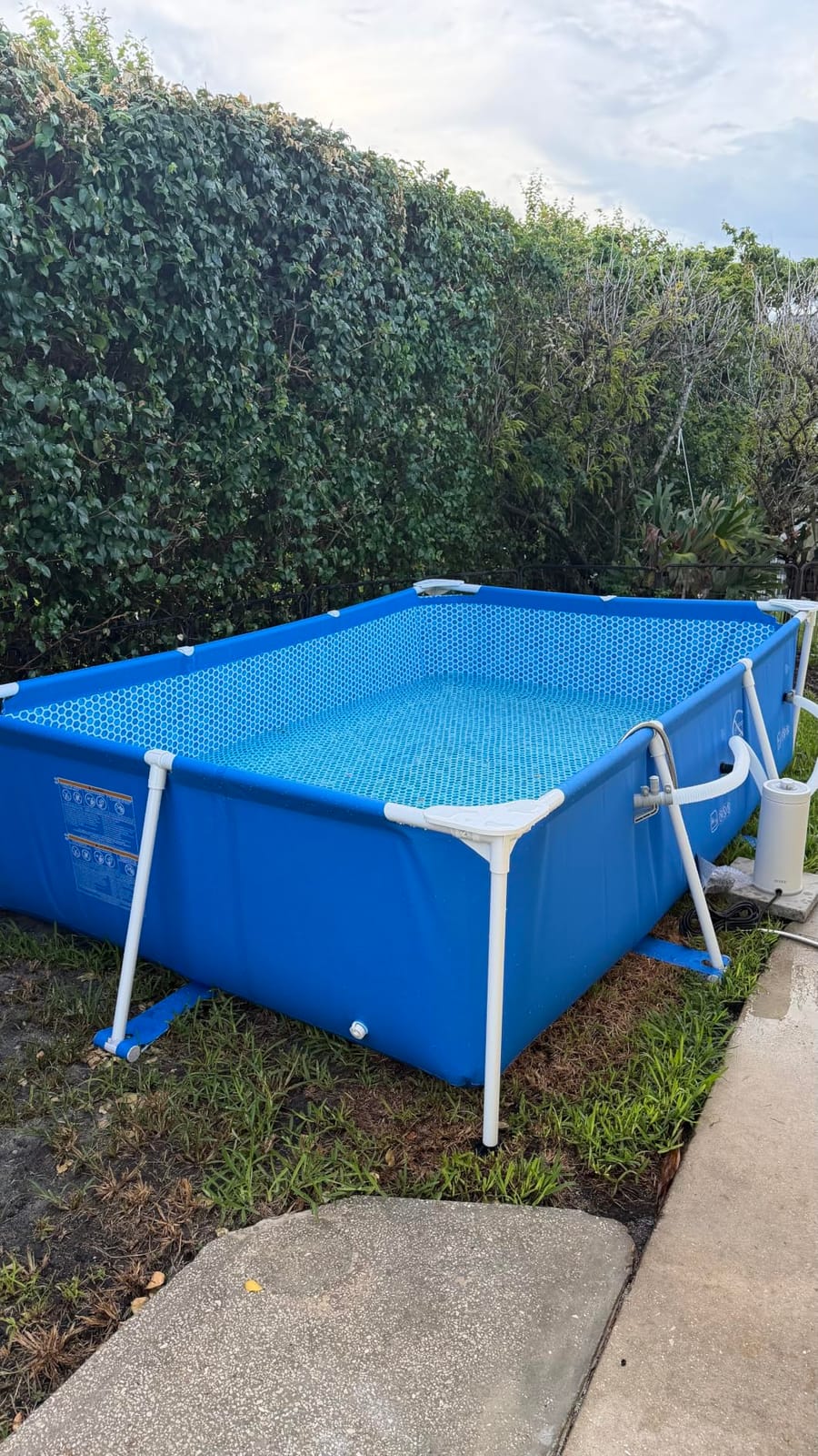 INTEX Metal Frame 9ft 10in x 6ft 6.75in x 29.5in Above Ground Swimming Pool | 28272EH -Pool Only (Pump Not Included) customer photo 1