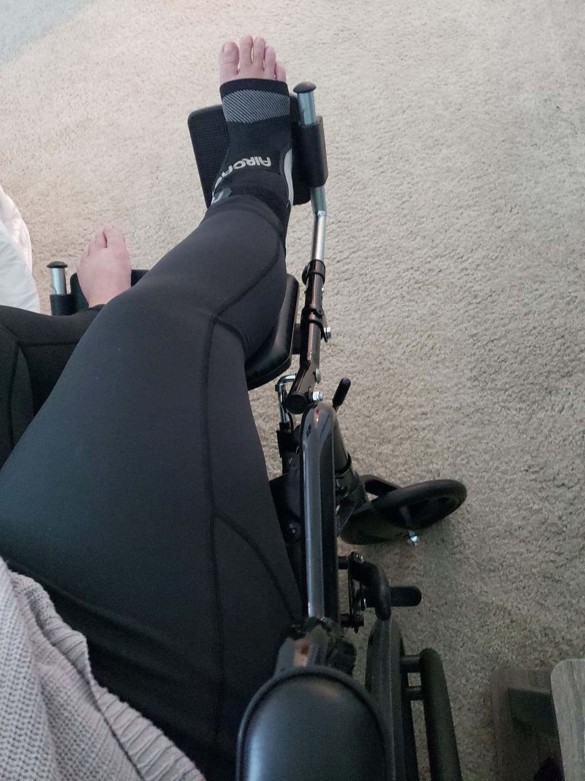 Drive Medical SSP220DDA-ELR Silver Sport 2 Transport Wheelchair, Black | Full-Reclining Transport Chair Features Detachable Desk Arms and Swing-Away Elevating Leg Rest for Added Comfort customer photo 1