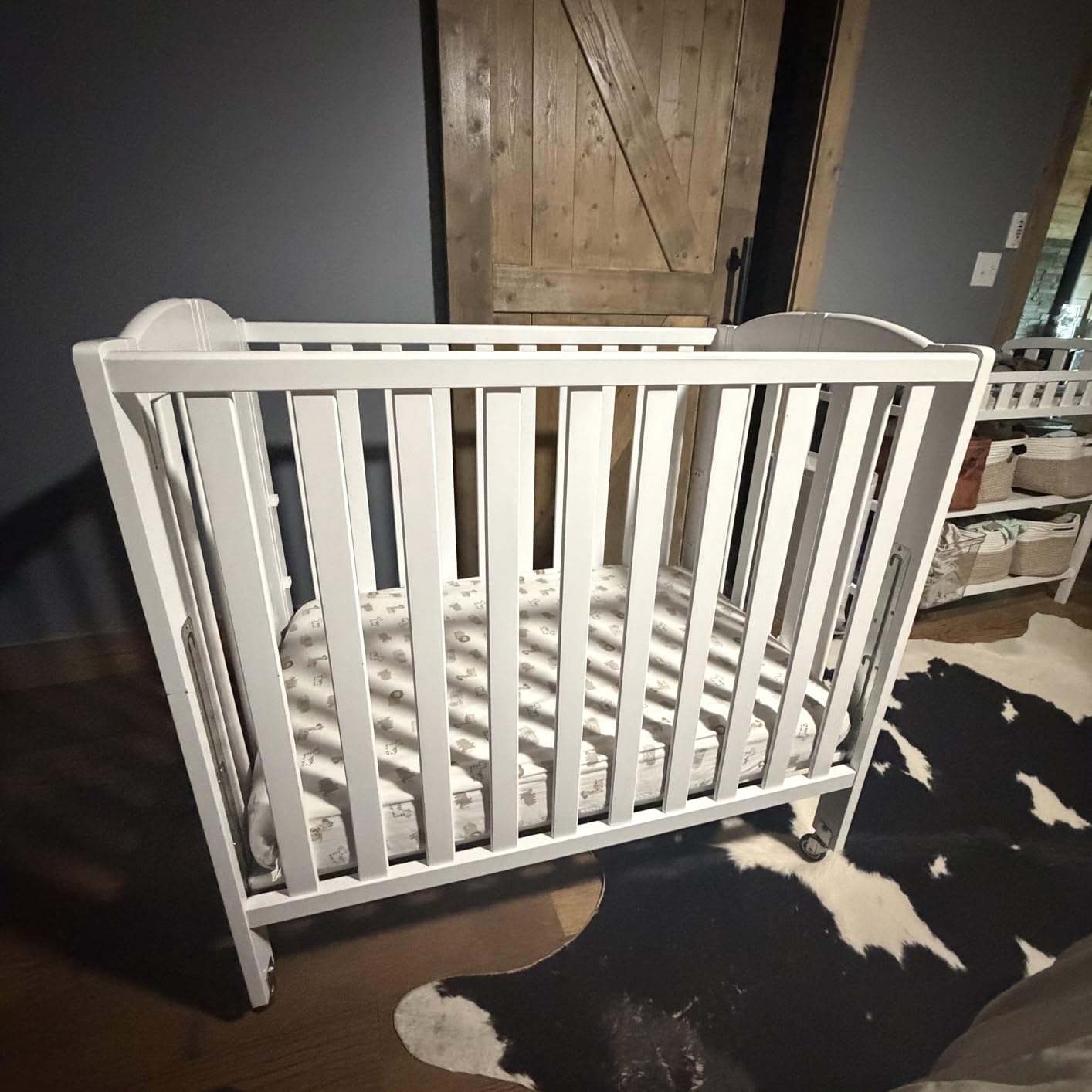 Dream On Me Mini Folding 3-in-1 Portable Baby Crib, Sturdy Locking Wheels, Mattress Included, 3 Adjustable Height, Compact Flat Fold for Small Spaces, GREENGUARD Gold & BSA Verified, White customer photo 2