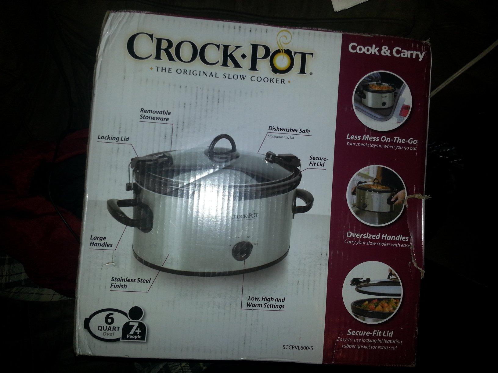 Crock-Pot SCCPVL600S Cook' N Carry 6-Quart Oval Manual Portable Slow Cooker, Silver customer photo 1