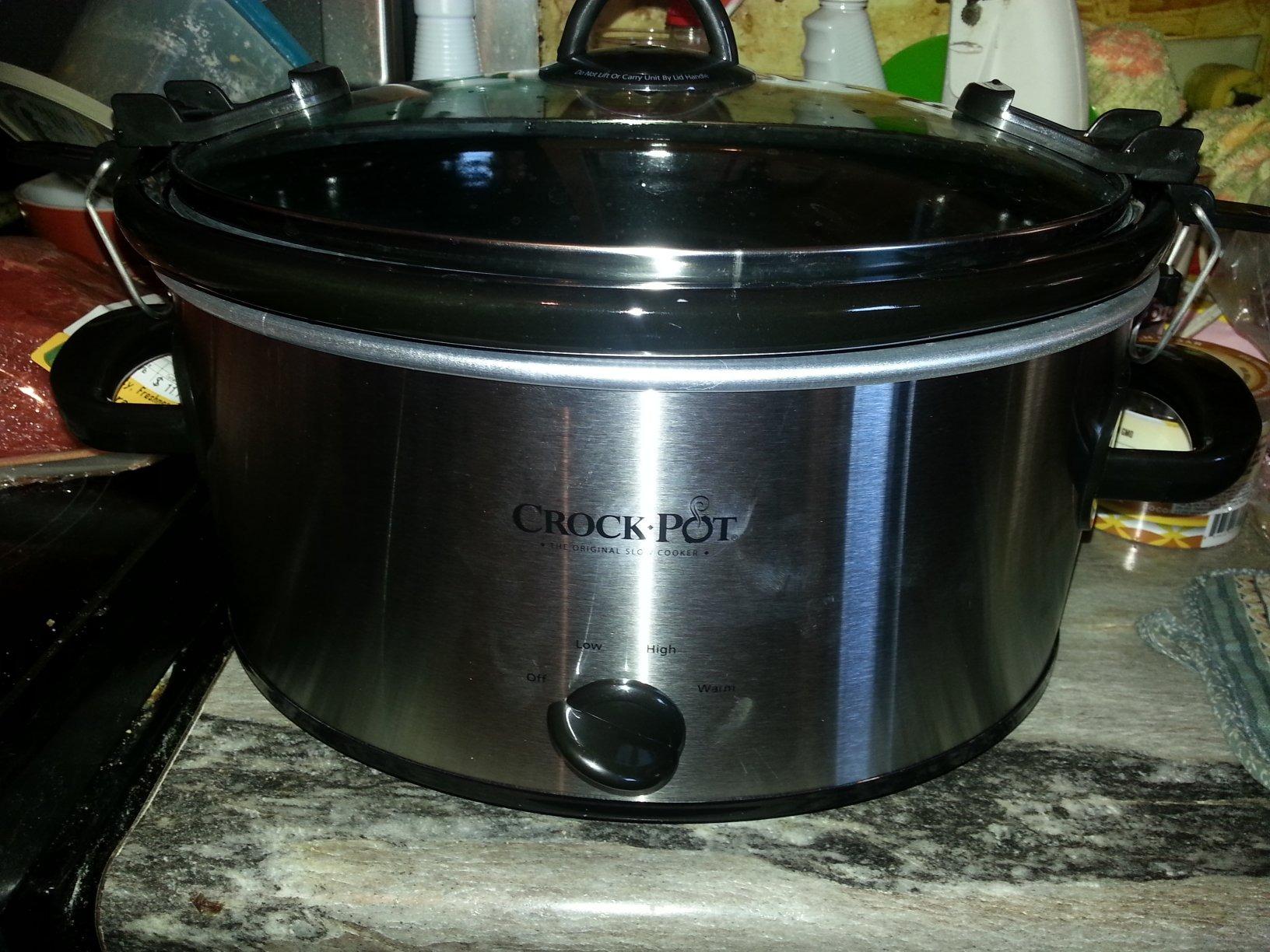 Crock-Pot SCCPVL600S Cook' N Carry 6-Quart Oval Manual Portable Slow Cooker, Silver customer photo 2