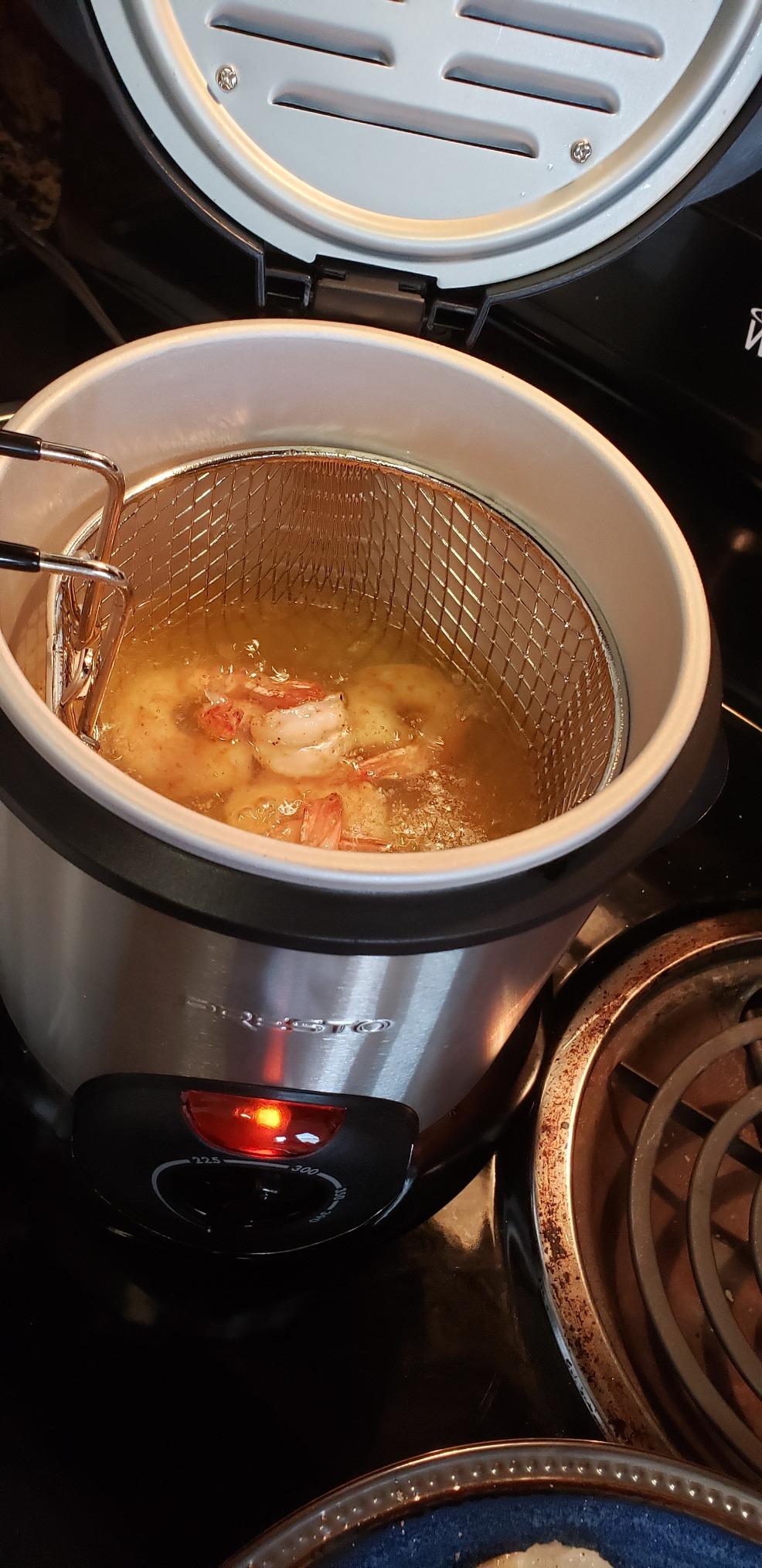 Presto 05470 Stainless Steel Electric Deep Fryer customer photo 1