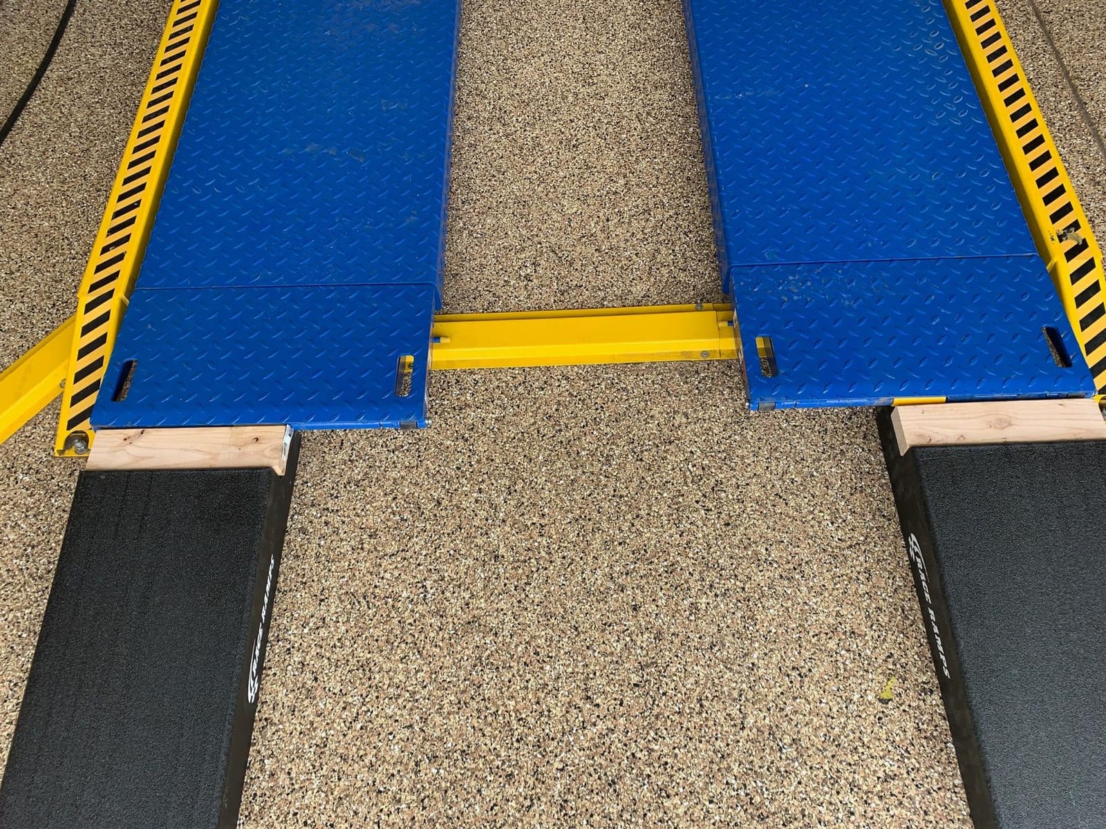 Race Ramps Foam Trailer Loading Ramps for Low-Profile Cars, 5 in H, Pair - Solid High-Density Foam with Anti-Slip Coating Flattens the Approach Angle so Low Bumpers Clear, Lightweight and Non-Scratch customer photo 2