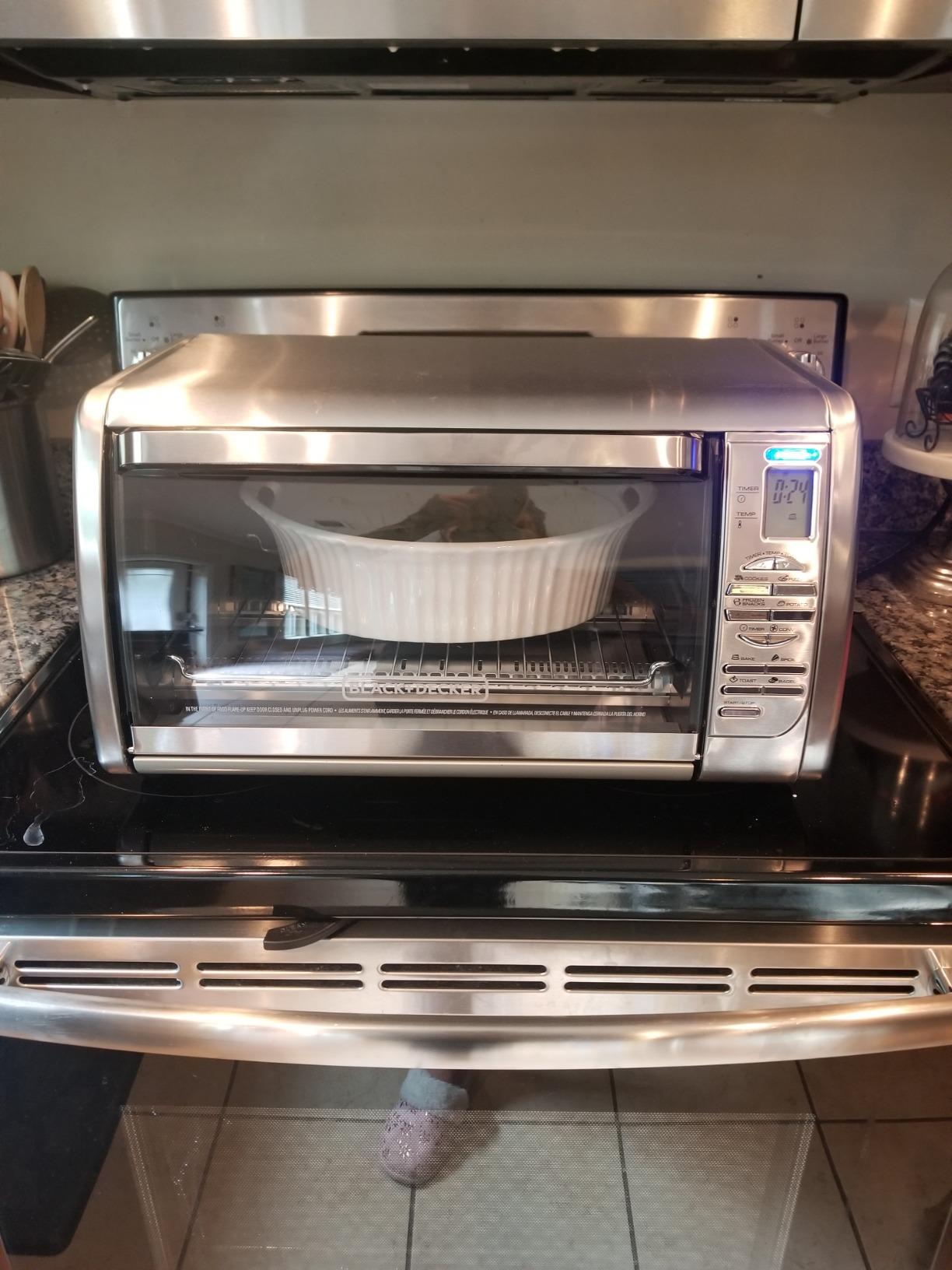 Black+Decker Countertop Convection Toaster Oven, 8 One-touch Cooking Functions, Stainless Steel customer photo 2