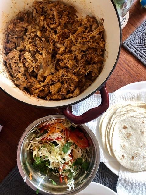 Tramontina Bestow Enameled Cast Iron 5.5-Qt Round Dutch Oven Pot with Lid, Blue customer photo 2