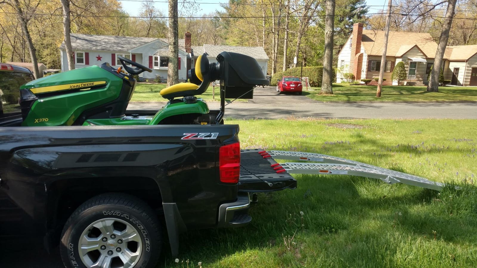 7.5' ATV Loading Ramps, 1,500 lb Capacity, Titan Ramps | Aluminum loading ramps for pickup trucks, folds to 45.5