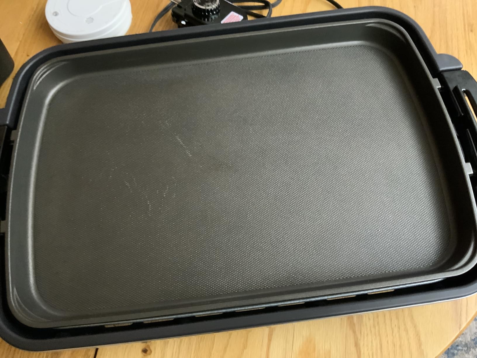 Zojirushi EA-DCC10 Gourmet Sizzler Electric Griddle, Stainless Brown Extra Large customer photo 2
