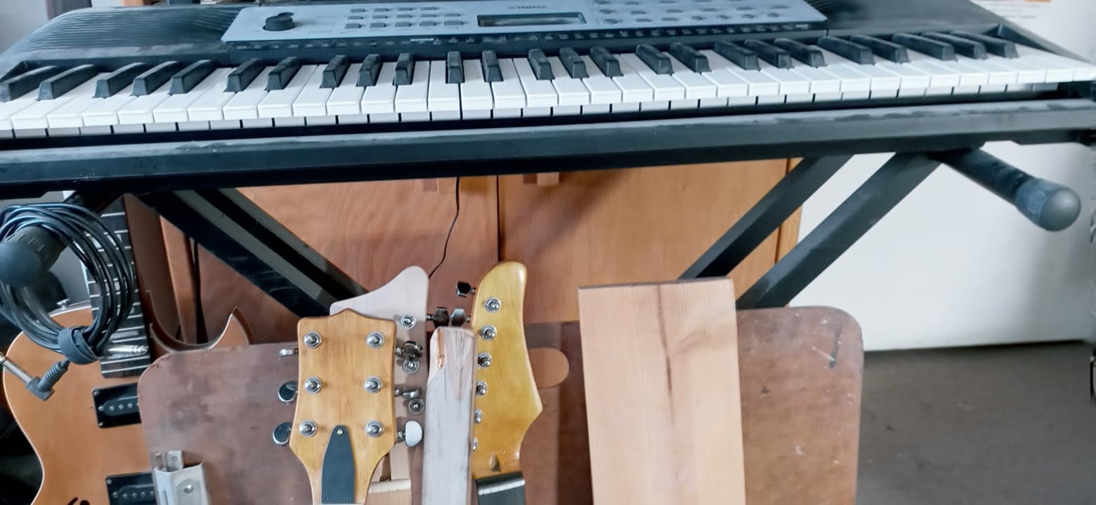 RockJam RJX29 Adjustable X Frame Keyboard Stand with Locking Straps customer photo 2