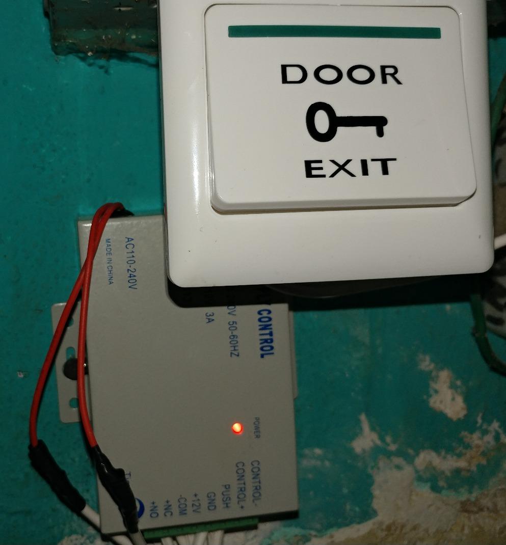 AGPTEK RFID Door Access Control System Kit 280kg Electric Magnetic Lock | 620LB Holding Force, 110-240V AC to 12VDC 3A 36W Power, Keypad & 10 Key Fobs, Exit Button, Home Office Use, Easy Installation customer photo 1