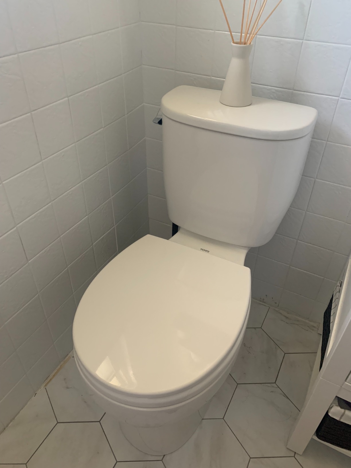 TOTO Entrada Two-Piece Round 1.28 GPF Universal Height Toilet, Cotton White - CST243EF#01 customer photo 2