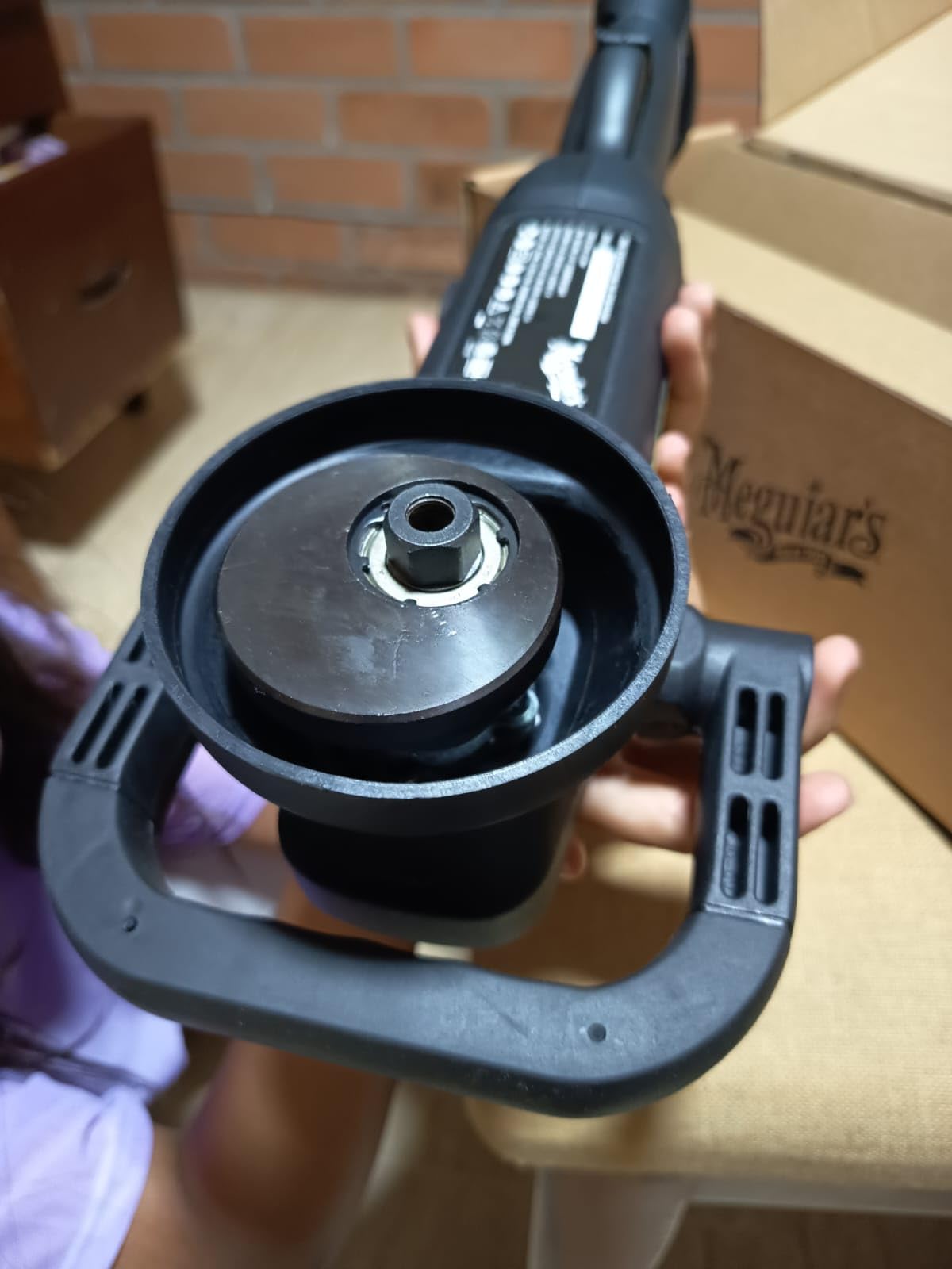 Meguiar's MT300 Variable Speed Dual Action Polisher, Professionally Designed Car Scratch Remover and Car Polisher with Digital Torque Management customer photo 2