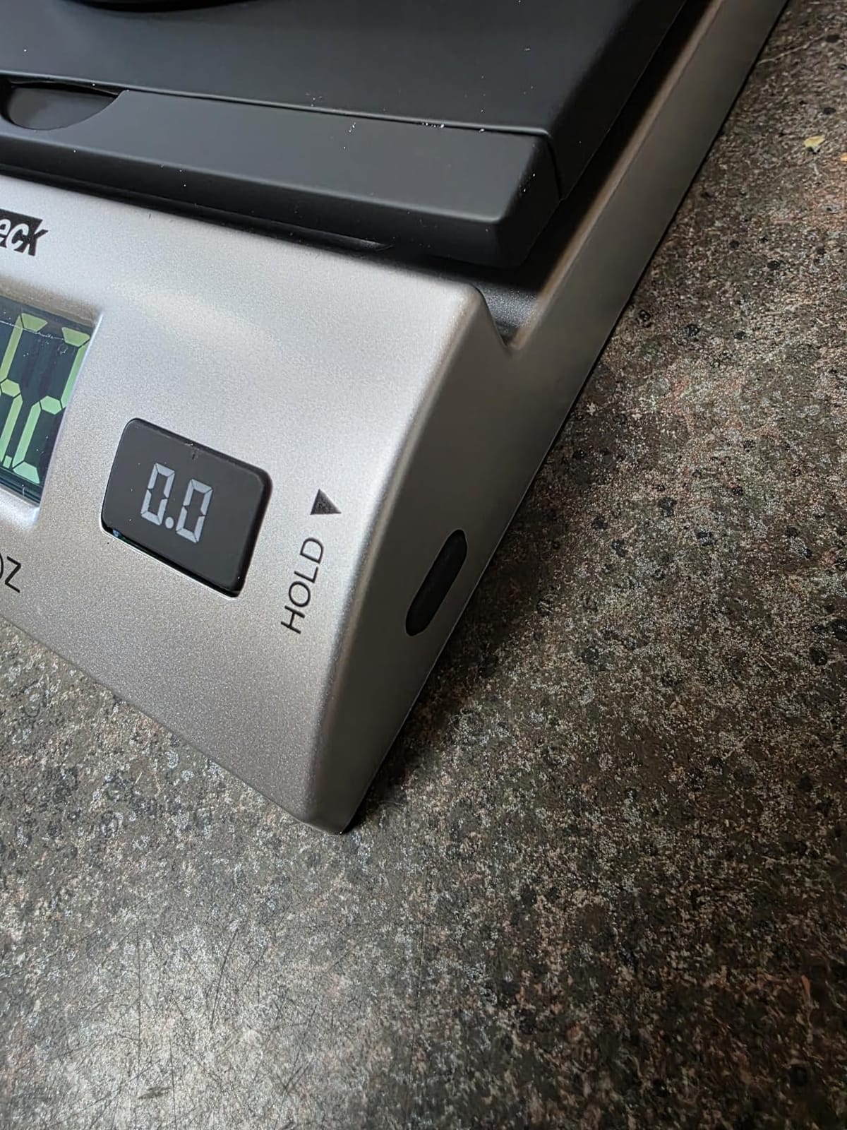 Accuteck 8250 High Accuracy Digital Shipping Scale and Postal Scale, 0.1oz Precision, 50Lb customer photo 2