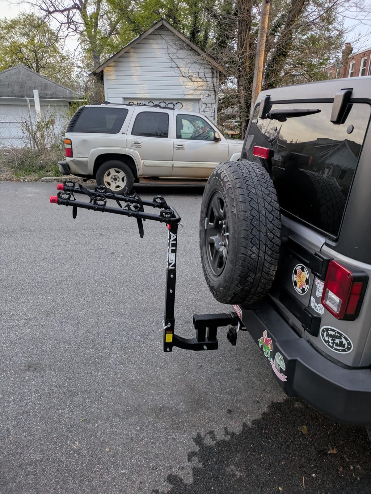 Allen Sports Deluxe 4-Bike Hitch Mount Rack (2-Inch Receiver), Black customer photo 2