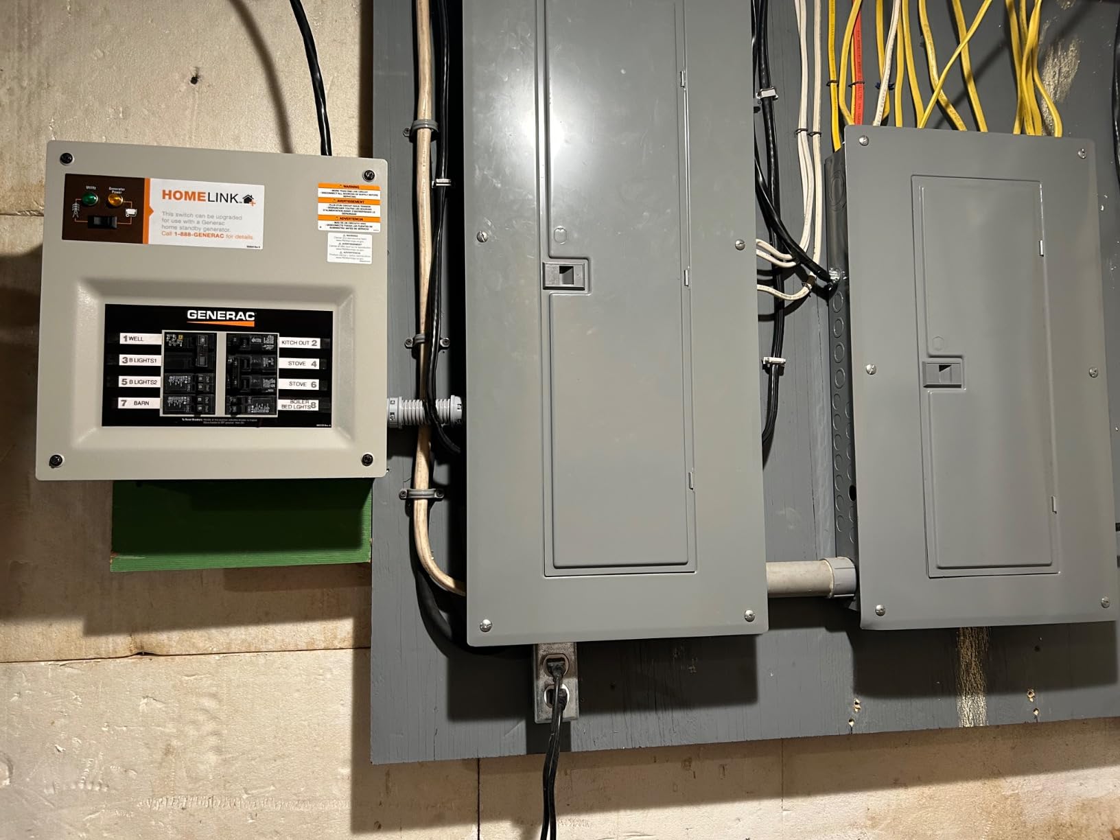 Generac HomeLink 30 Amp Portable Generator Manual Transfer Switch | Indoor Pre Wired Panel, 8-10 Circuits, Upgradeable, Easy installation, Home Backup Power, Weather Proof customer photo 2