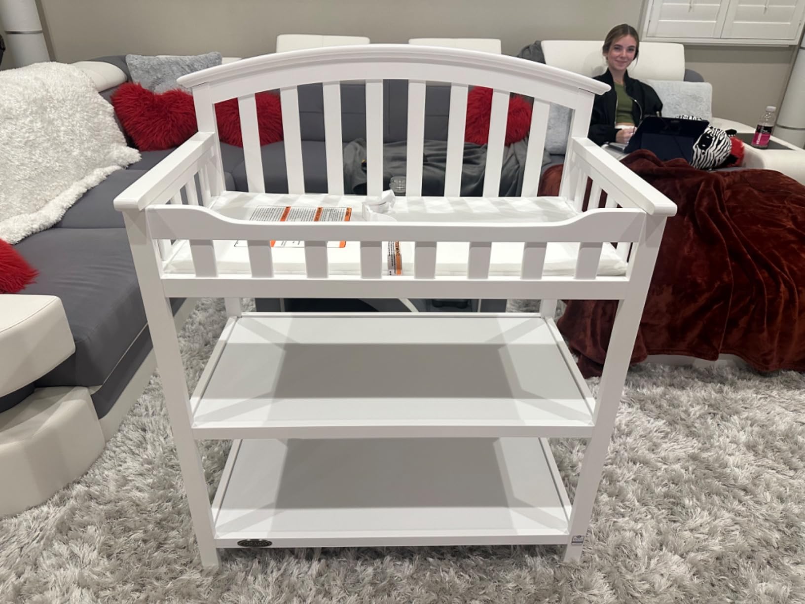 Graco Changing Table with Water-Resistant Changing Pad, White customer photo 1