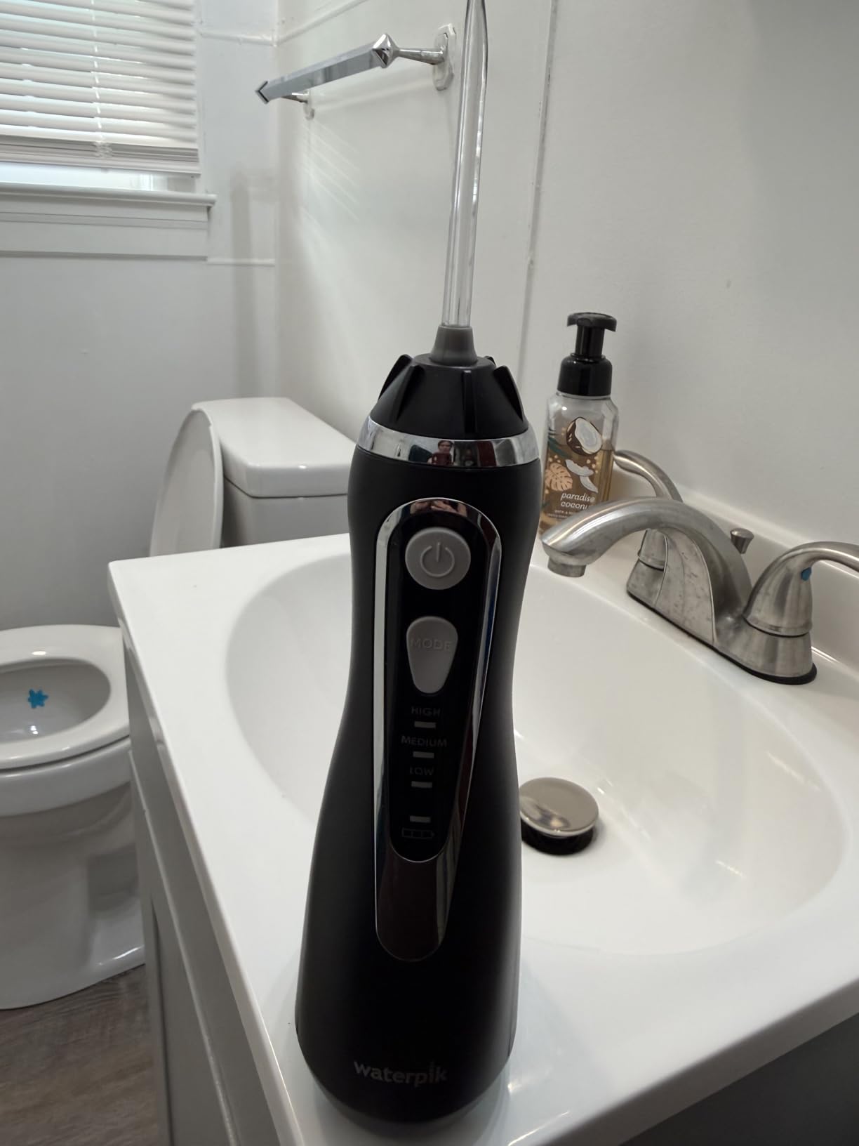 Waterpik Cordless Advanced Portable Water Flosser, Rechargeable, White | 3 Settings, 4 Tips, Travel Bag, for Gums, Teeth, Dental Braces, Implants, Shower Use ADA Accepted WP-580 Packaging May Vary customer photo 2