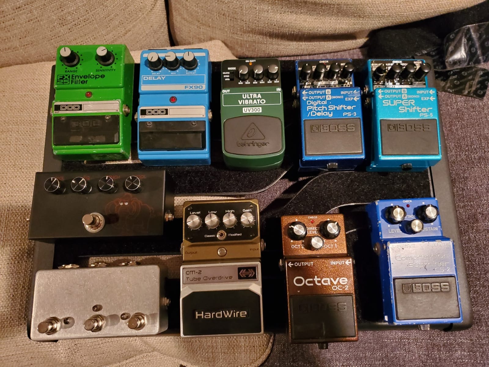 Donner Guitar Pedal Board Case DB-3 Aluminium Pedalboard 20'' x 11.4'' x 4'' with Bag customer photo 1