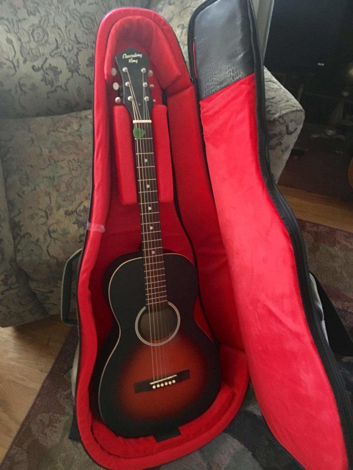 Gator Cases Transit Series Lightweight Acoustic Guitar Gig Bag with Back Pack Straps and Rubberized Base, Tan Exterior (GT-ACOUSTIC-TAN) customer photo 2