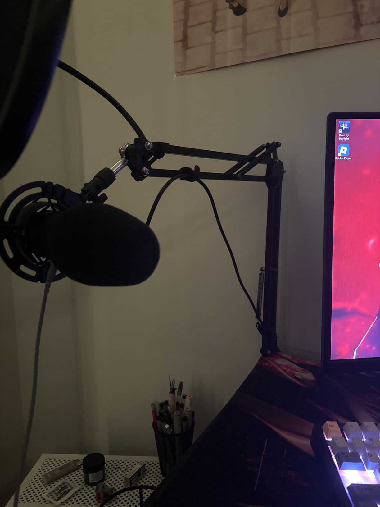 InnoGear Boom Arm Microphone Mic Stand for Blue Yeti Fifine HyperX, Black | Desk Mount, Desktop Stands, Adjustable Reach, Rotate Fully, Folds Away Compactly, for Gaming, Streaming or Recording customer photo 1