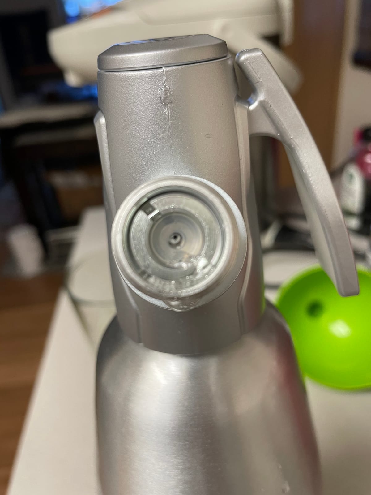 Premium Soda Siphon (1-Pint), Portable Sparkling Water Maker and Soda Maker | Carbonated Water Machine to Make Soda Water, Cocktails, Hard Seltzers, Uses 8g CO2 Cartridges or Soda Chargers (Not Included) customer photo 2
