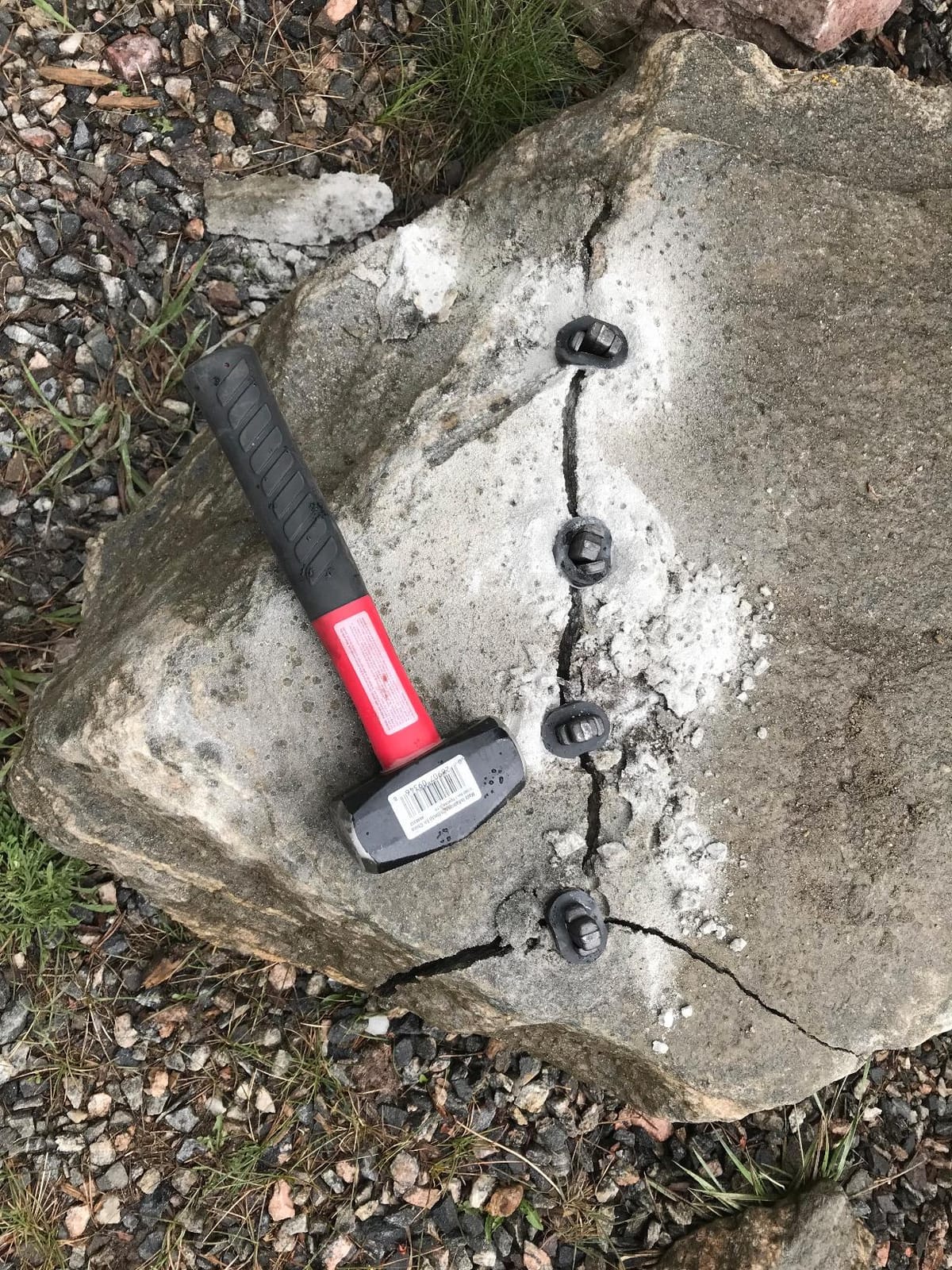 Bosch GBH2-28L SDS-plus Bulldog Xtreme Max 1-1/8 In. Rotary Hammer customer photo 2