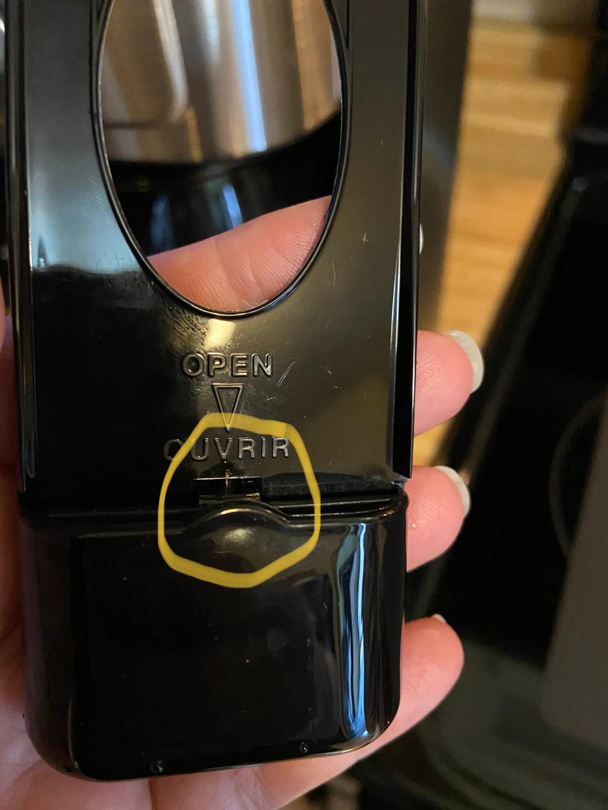 Cuisinart 12-Cup Coffee Maker, Programmable PerfecTemp Thermal Carafe Coffee Machine with 1-4 Cup Setting, Brew Strength Control and Brew Pause, Stainless Steel, DCC-3400NAS, Silver customer photo 2