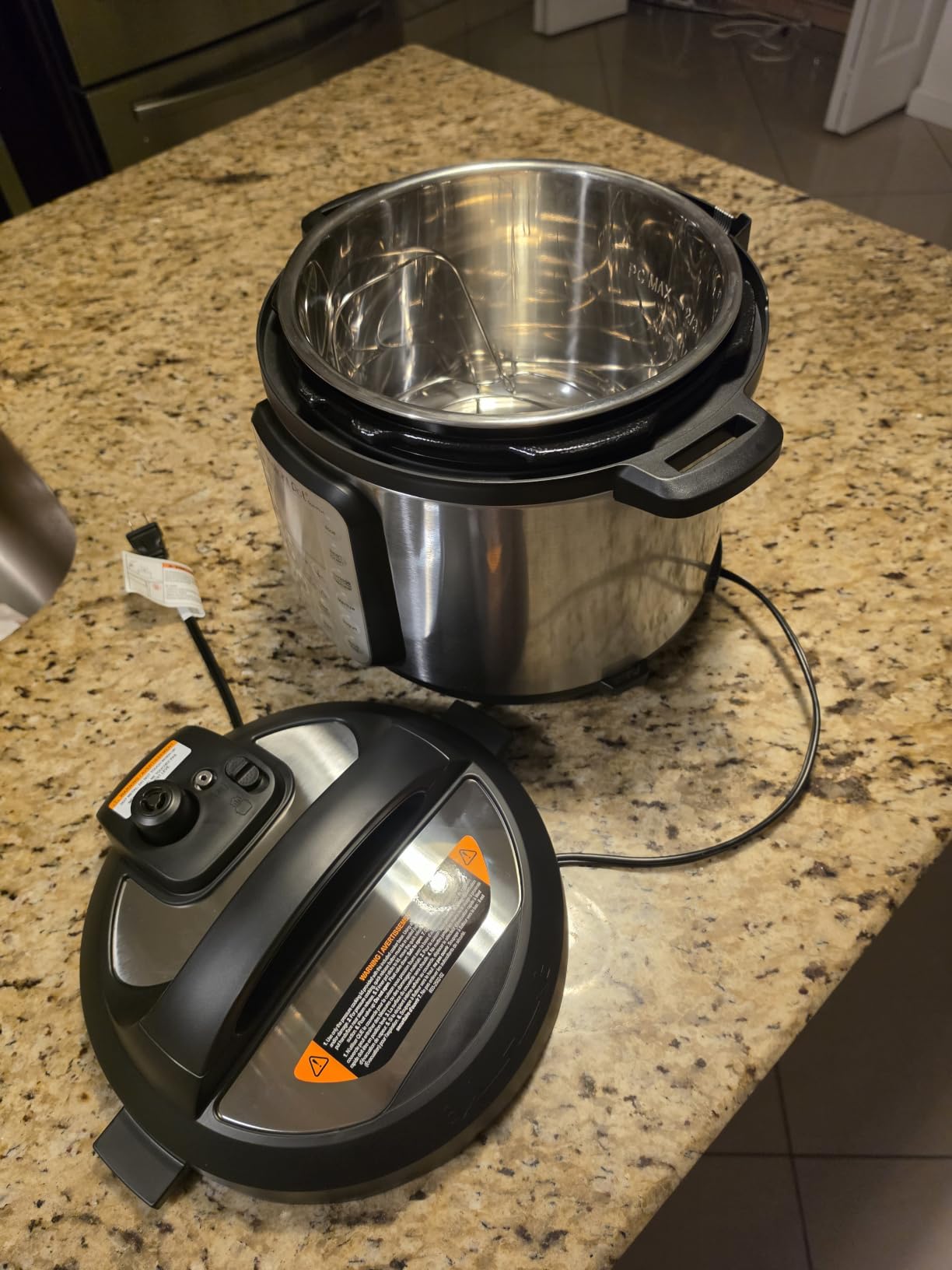 Instant Pot Duo Plus 9-in-1 Multicooker, Pressure Cooker, Slow Cook, Rice Maker, Steamer, Saute, Yogurt, Warmer & Sterilizer, Includes App with Over 800 Recipes, Stainless Steel, 6 Quarts customer photo 2