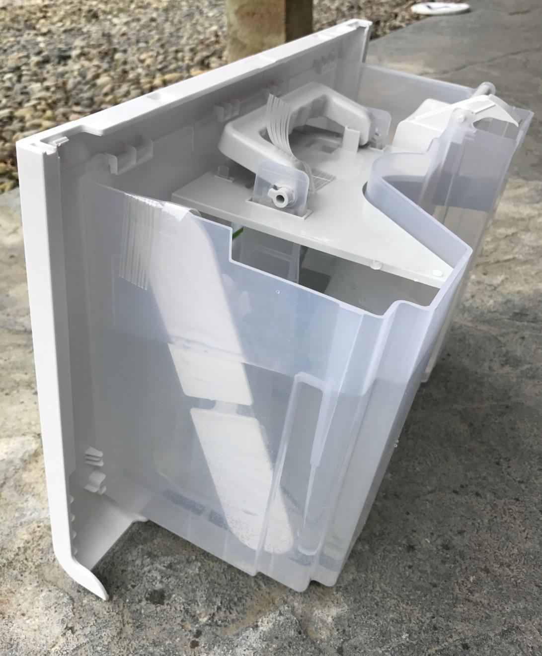 hOmeLabs Dehumidifier 4,500 Sq Ft 32 Pint (MAX 80 Pint at 95°F, 90% RH) | WIFI + Upgraded Advanced Humidity & Moisture Control, Quiet, Efficient, Auto Shut-off customer photo 2
