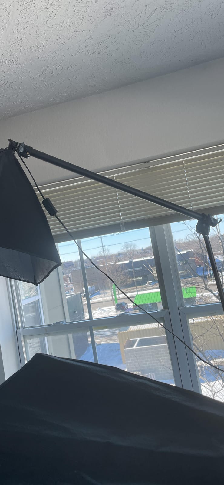 LINCO Lincostore 2.5ft to 5ft Adjustable Overhead Light Boom Arm | Telescopic Portable Boom Arm, 3lb Load, w/ Sand Bag, for Softbox, Studio Light, Flash, Umbrella, Ring Light customer photo 2