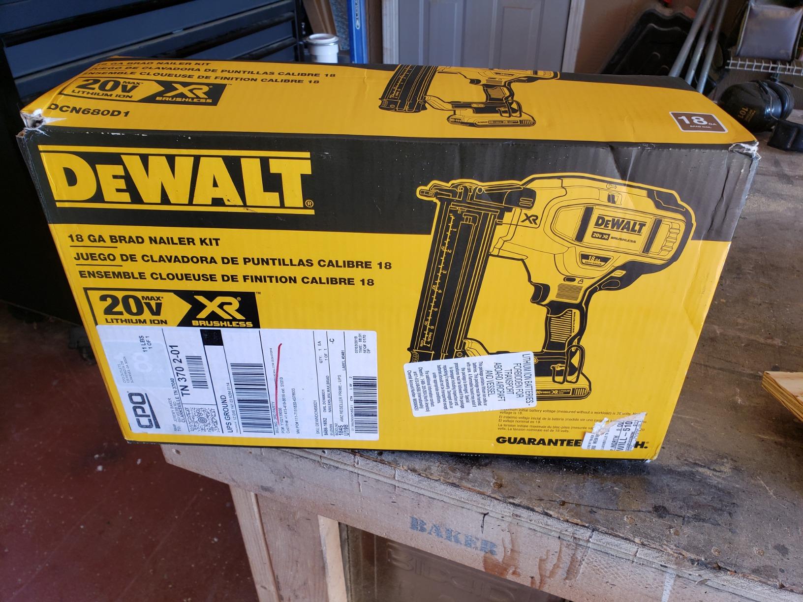 DEWALT 20V MAX* Cordless Brad Nailer Kit, 18GA (DCN680D1) customer photo 2
