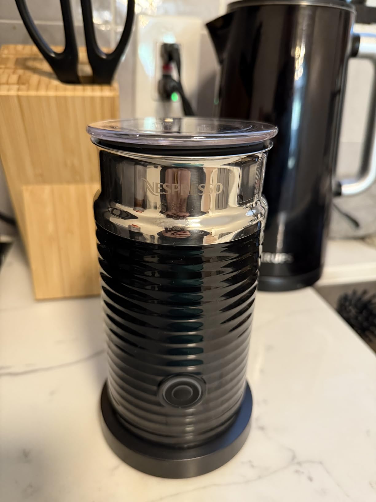 Nespresso Aeroccino 3 Milk Frother, Black, Steel | Steel customer photo 1