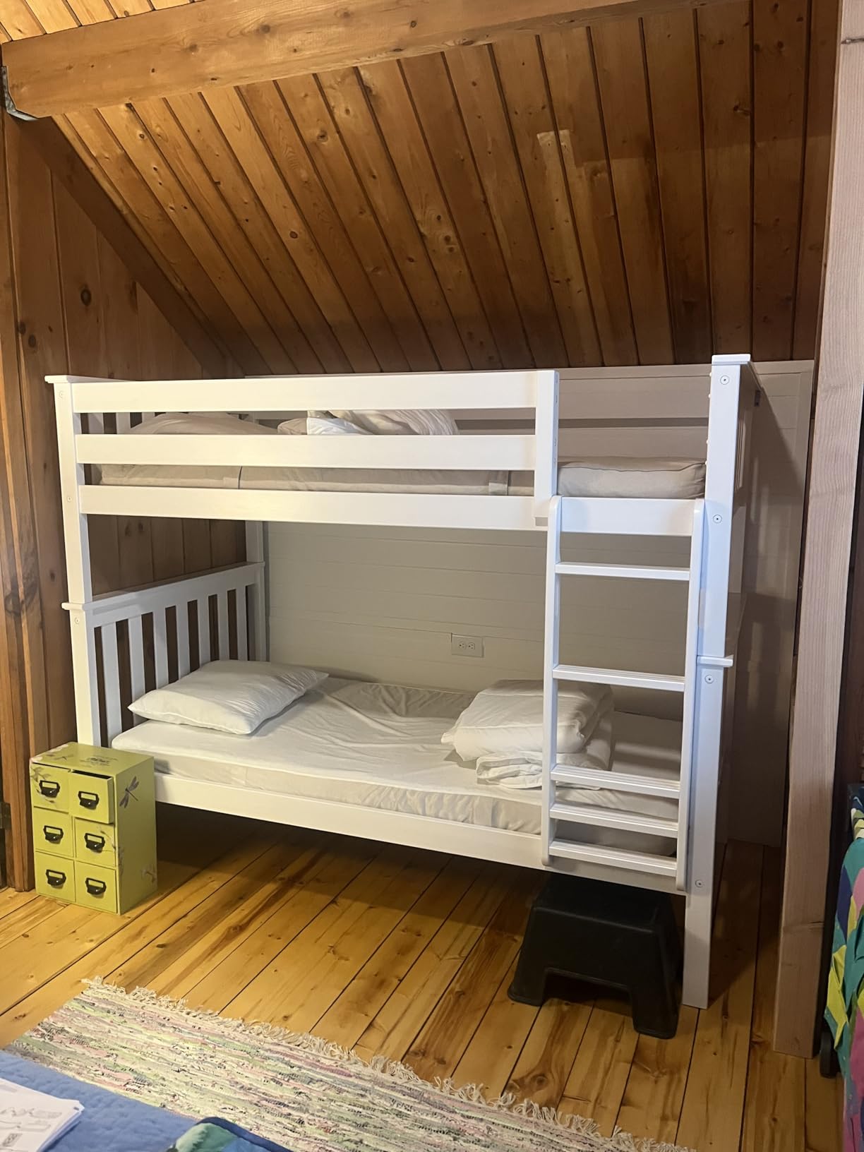 Max & Lily Twin Over Full Bunk Bed, White | Climb with Confidence, Sturdiness Redefined, Hassle-Free Assembly, Space-Saving Design, Metal Support Bar, Anti-Slip Steps customer photo 1