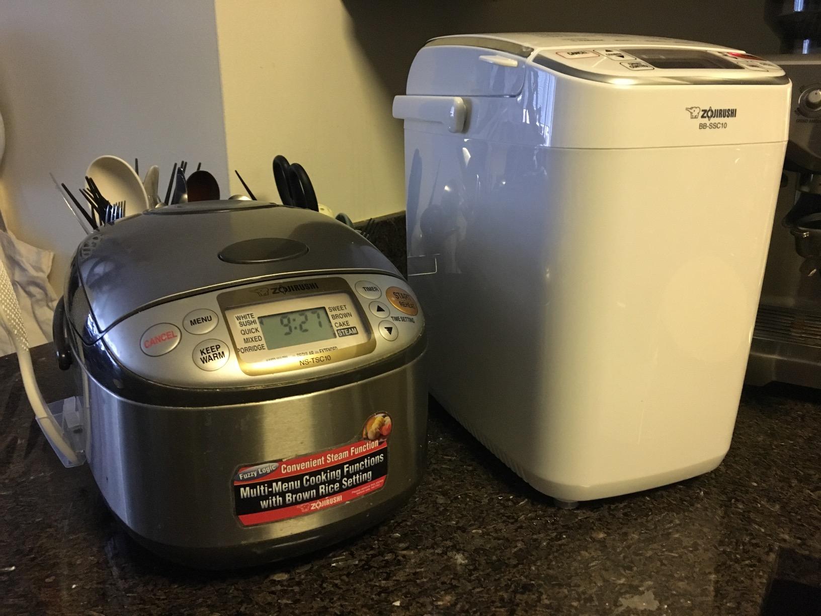 Zojirushi BB-SSC10WZ Home Bakery Maestro Breadmaker, Premium White customer photo 2