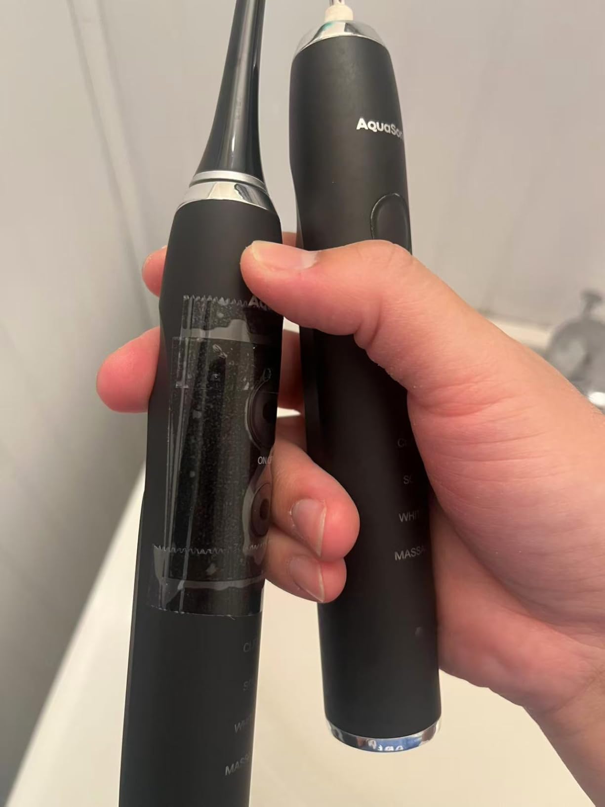Aquasonic Black Series Ultra Whitening Toothbrush - ADA Accepted Electric Toothbrush - 8 Brush Heads & Travel Case - 40,000 VPM Electric Motor & Wireless Charging - 4 Modes w Smart Timer customer photo 2
