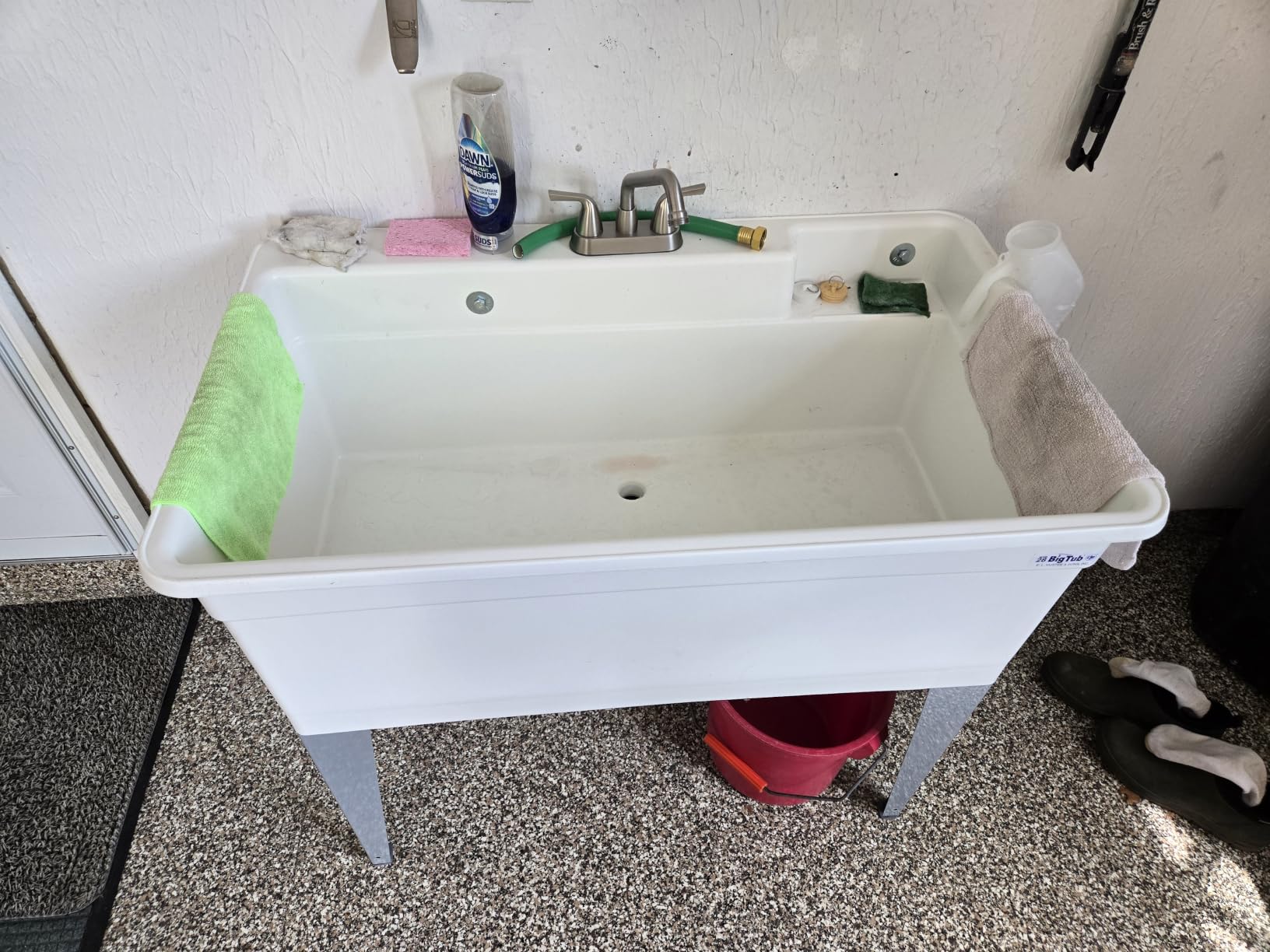 Mustee 28CF Big Tub Utilatub Combo Utility Tub, 24