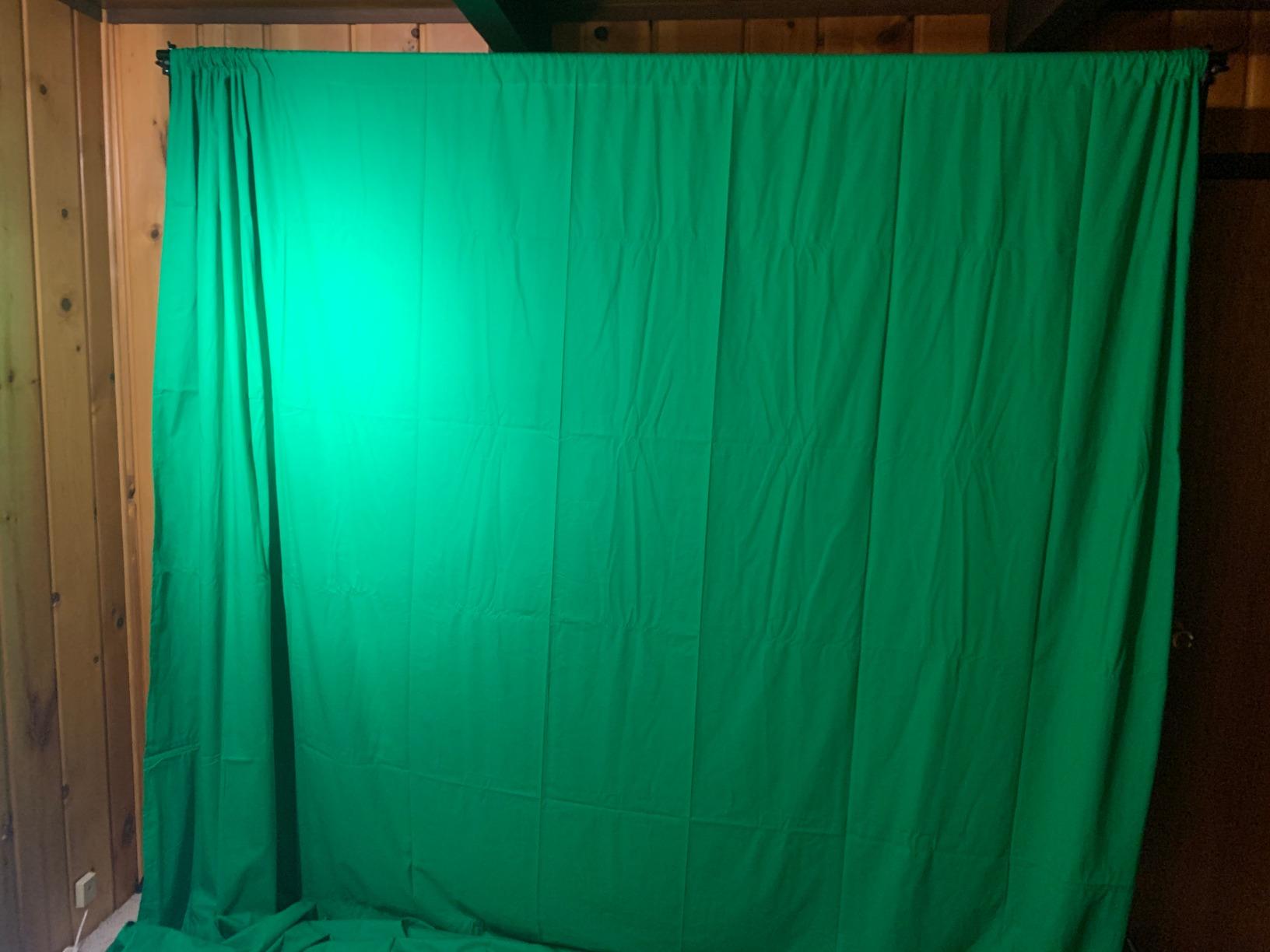 EMART Green Screen Backdrop Kit, 8.5x10FT Stand with 10x12FT Backdrop | Photography Background Support System with 100% Cotton Muslin Backdrop, 2 Clamps for Photo Studio, Video Shooting, Live Stream customer photo 1