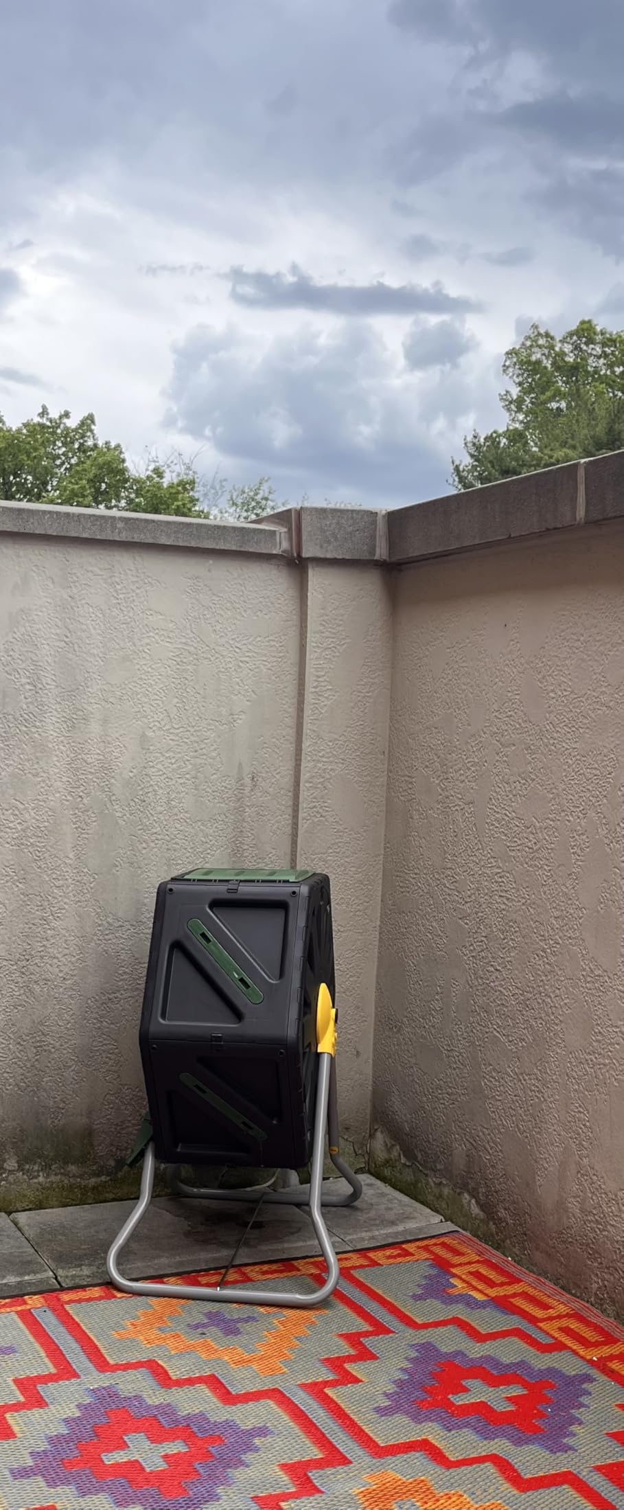 Miracle-Gro Dual Chamber Compost Tumbler - Easy-Turn, Heavy-Duty Outdoor Bin Composter with 2 Sliding Doors (2x18.5 Gal/70L) customer photo 1
