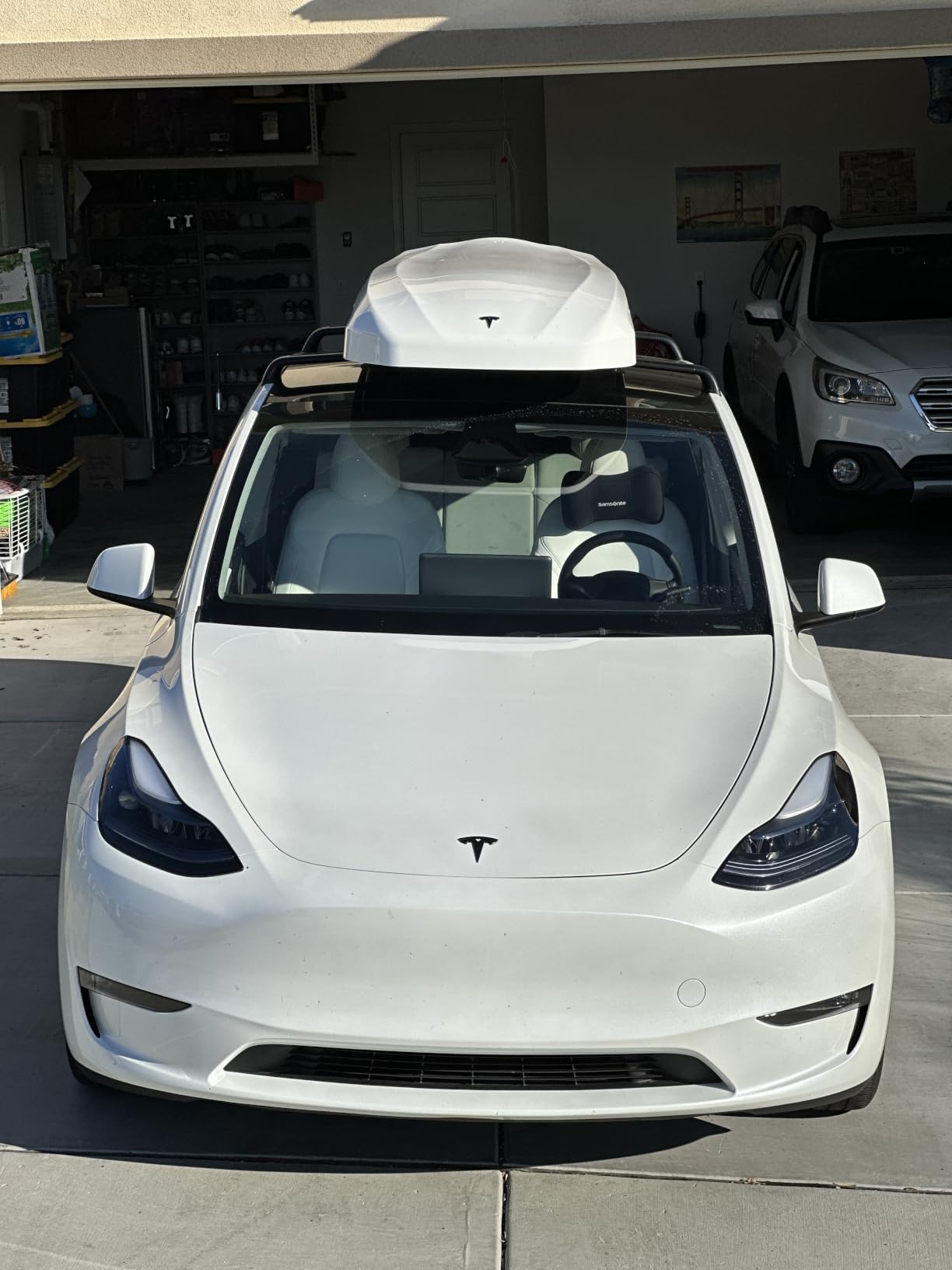 INNO WEDGE660 White 11 cu ft Roof Box, Hard Shell, Low Profile, Dual-Side Opening with Locks, Made in Japan customer photo 2
