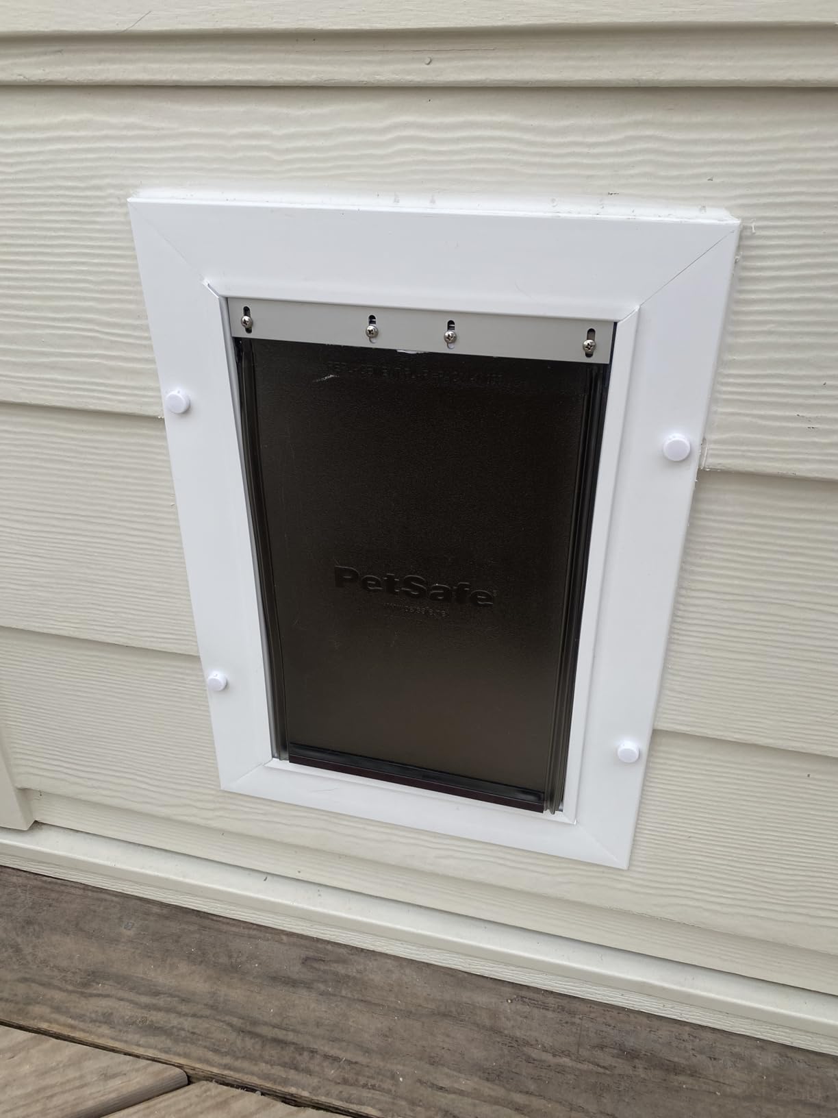 PetSafe Wall Entry Pet Door, Medium - Telescoping Tunnel for 4.75-7.25 Inch Walls customer photo 2