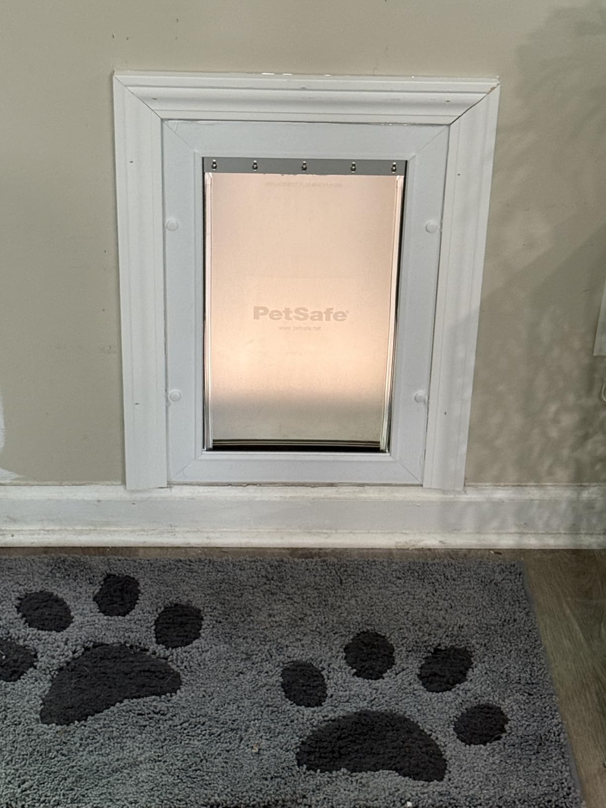 PetSafe Wall Entry Pet Door, Large, Telescoping - Dogs up to 100 lb customer photo 2