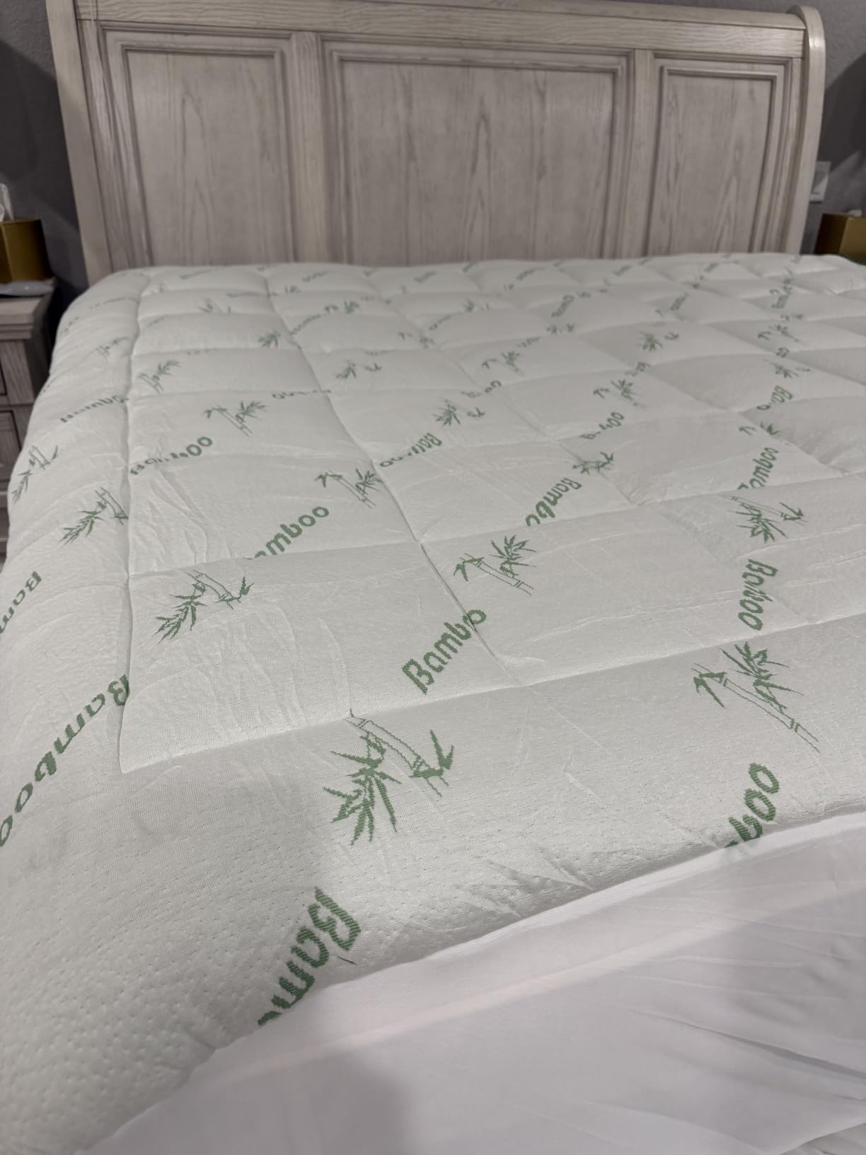 Niagara Sleep Solution Ultra Soft & Cooling Mattress Topper - Queen Size | Rayon Derived from Bamboo, Pillow Top Mattress Pad, 20