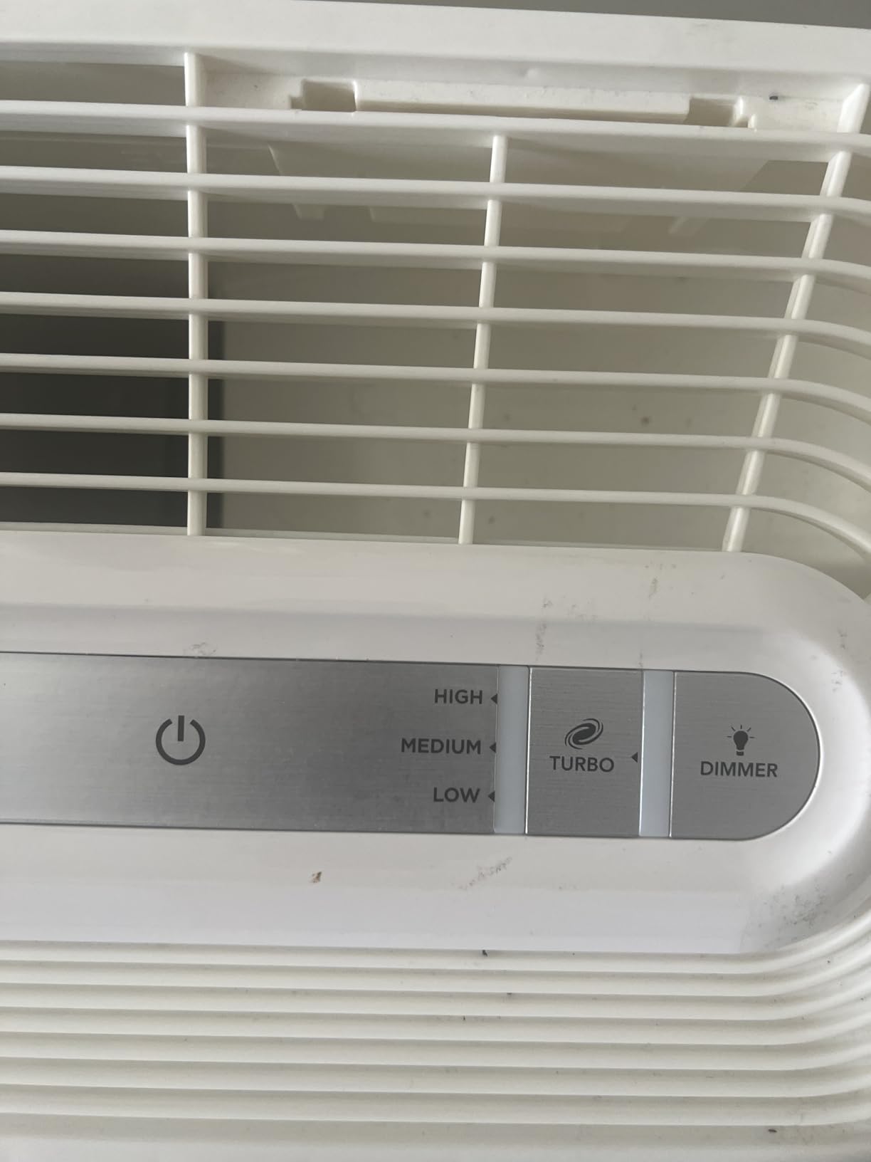 Honeywell AllergenPlus HEPA Air Purifier for Home, 2250 Ft² Rooms in 1 hour, Reduces Allergens, Dust, Pollen, Smoke, Pet Dander, Odors, White, HPA304 customer photo 1