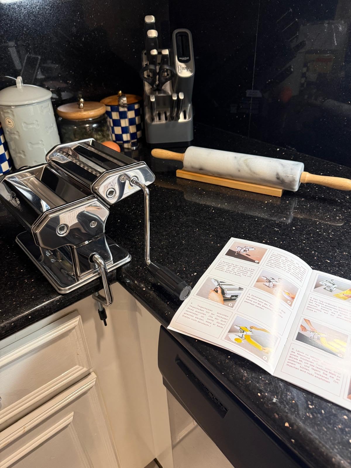 Sailnovo 3-in-1 Pasta Maker with 9-Setting Pasta Roller & Cutters, Silver | 9 Thickness & 2 Width Settings| Stainless Steel Body Rust Resistant| Easy Clean| For Spaghetti, Fettuccine, Lasagna and More customer photo 1