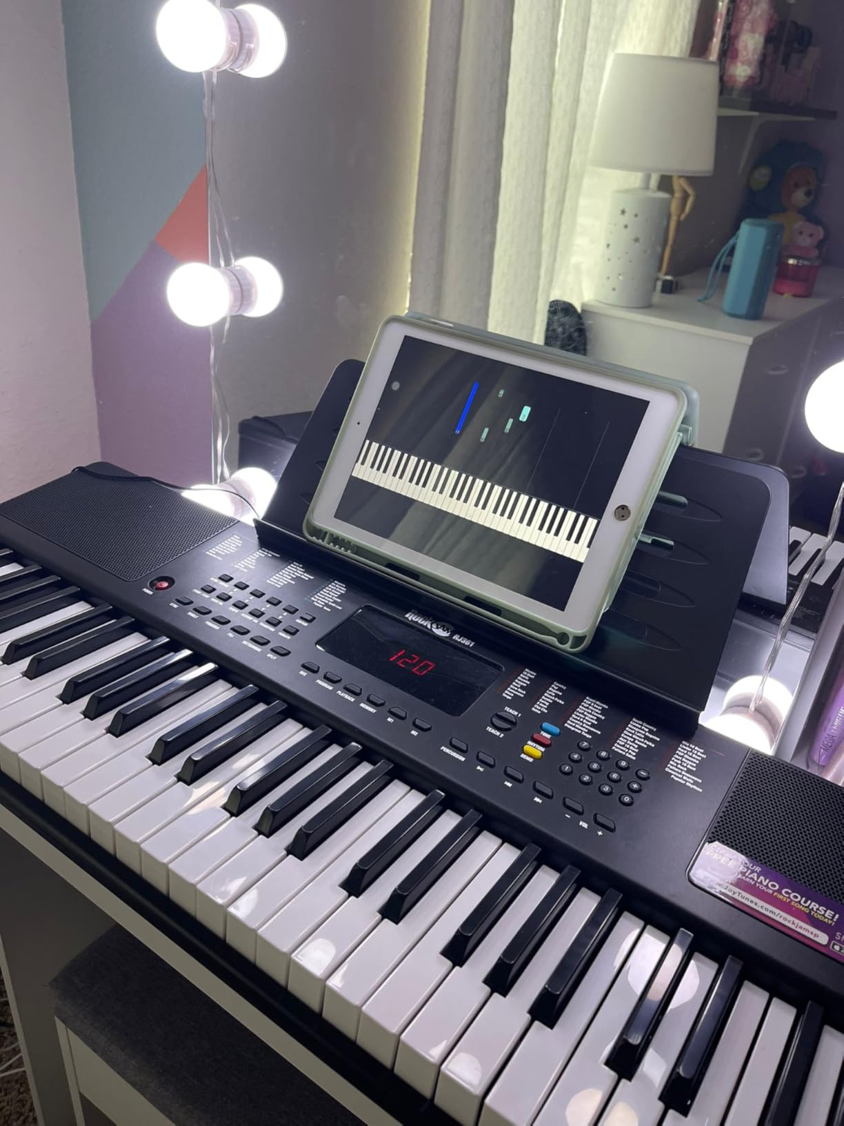 RockJam RJ361 61 Key Compact Keyboard Piano for Beginners | Compact electric keyboard piano with 200 sounds, 200 rhythms, note stickers and Simply Piano lessons for beginners customer photo 1